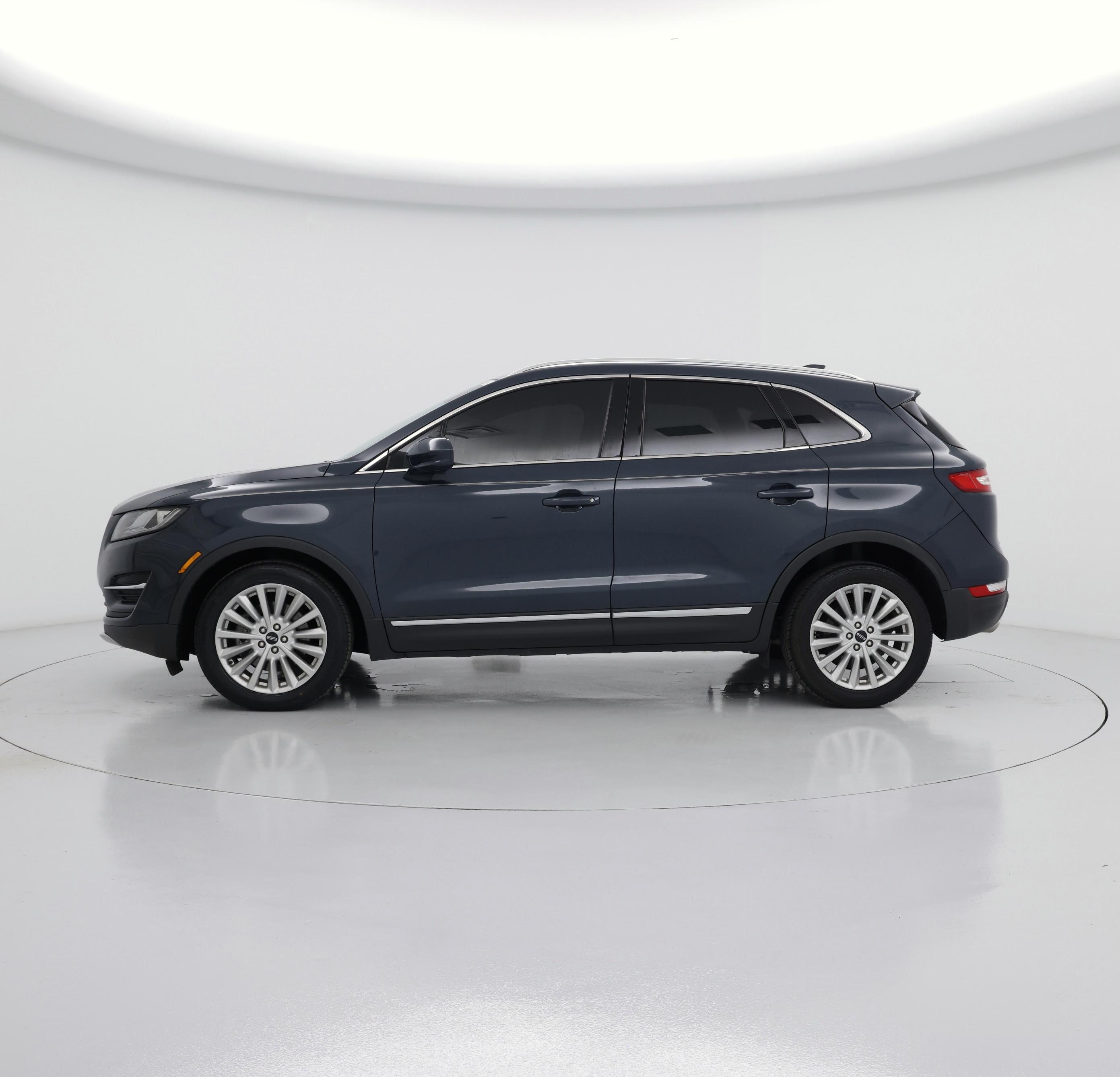 Thumbnail: 2019 Lincoln MKC - 3