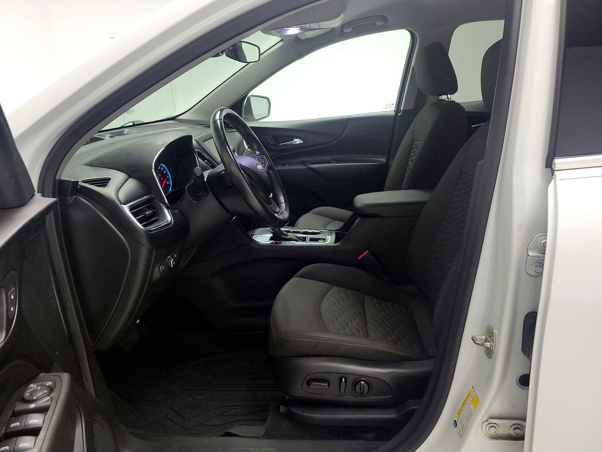 Thumbnail: 2020 Chevrolet Equinox - 11