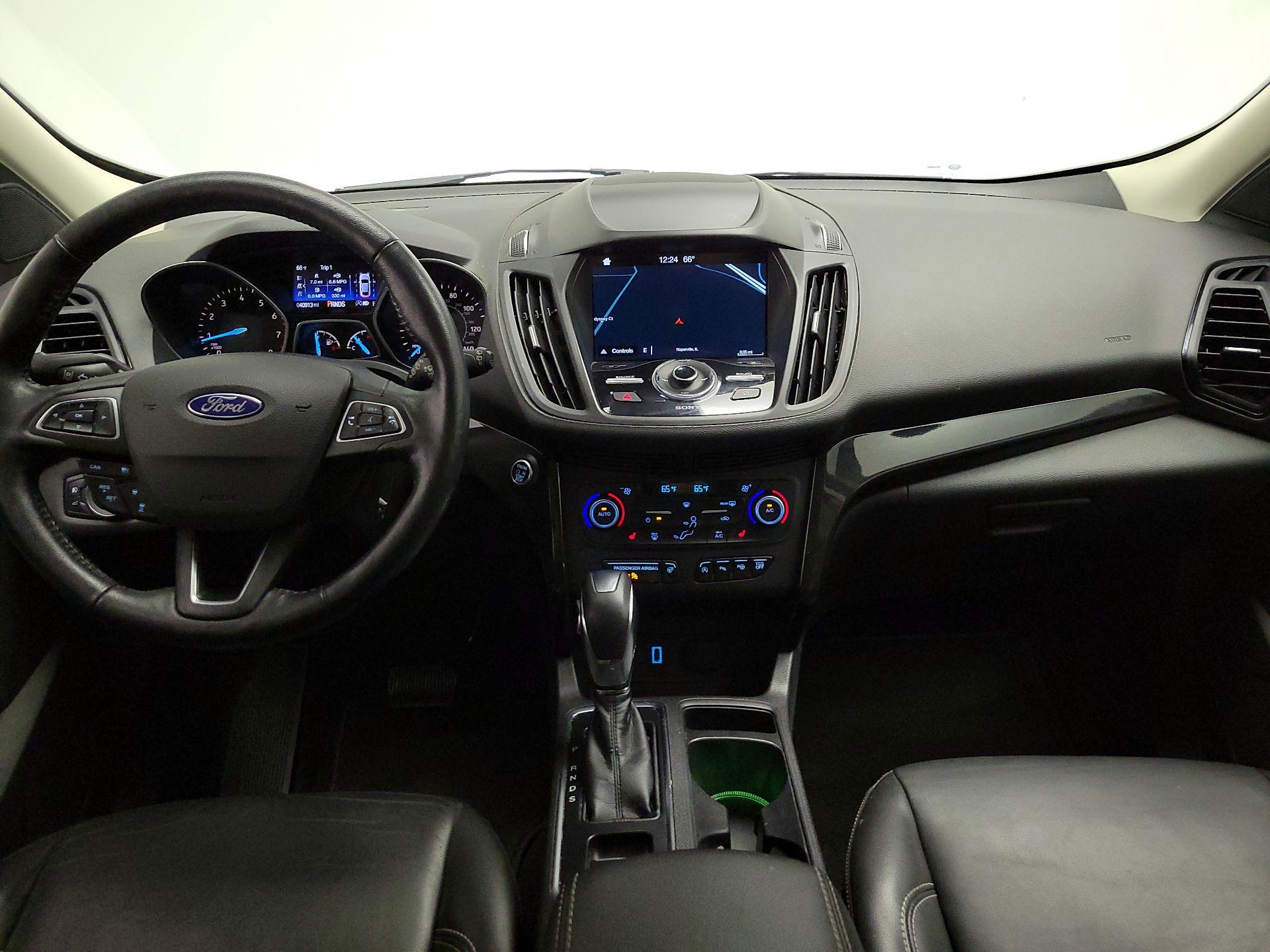 Thumbnail: 2019 Ford Escape - 9