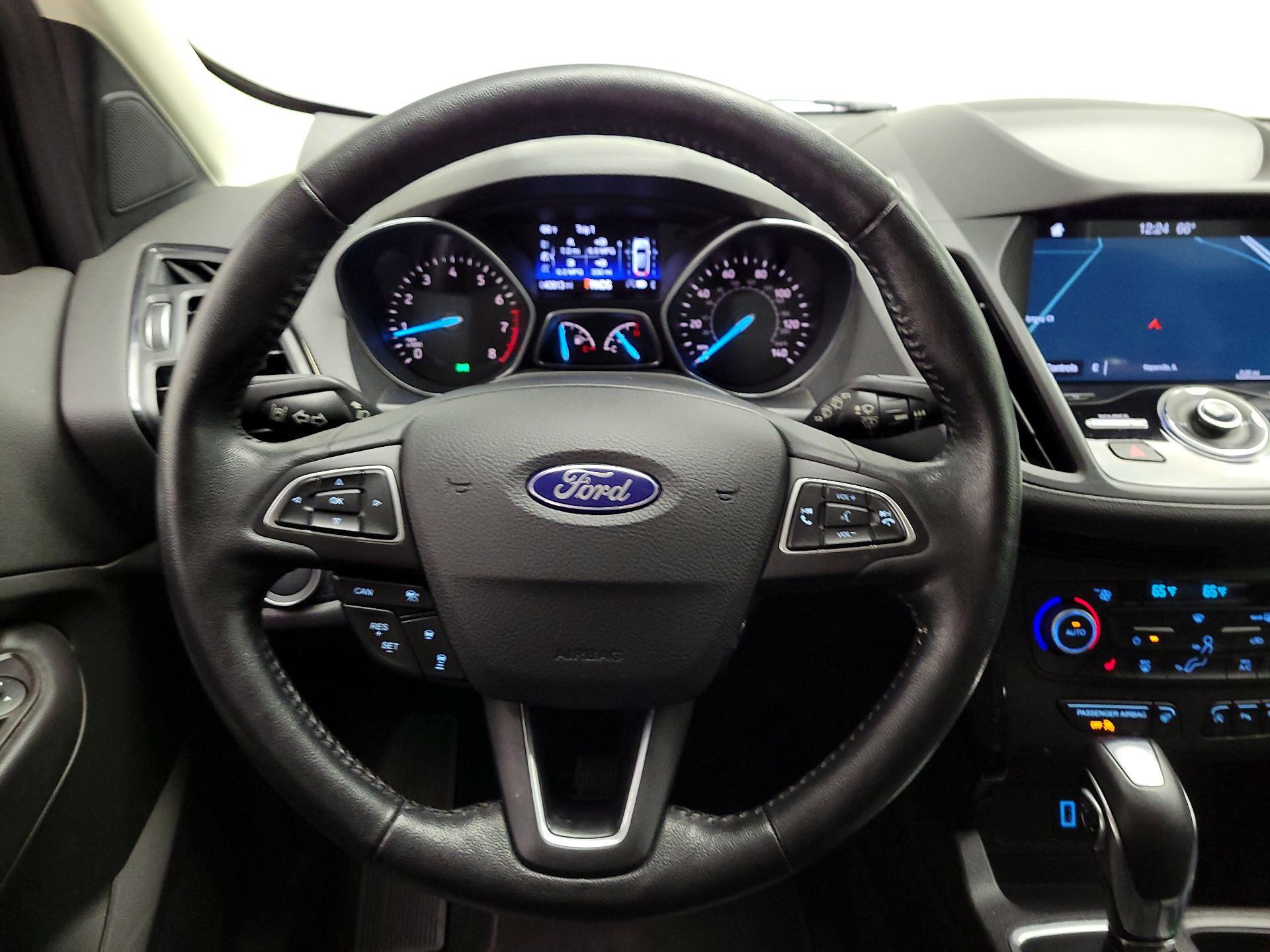 Thumbnail: 2019 Ford Escape - 10