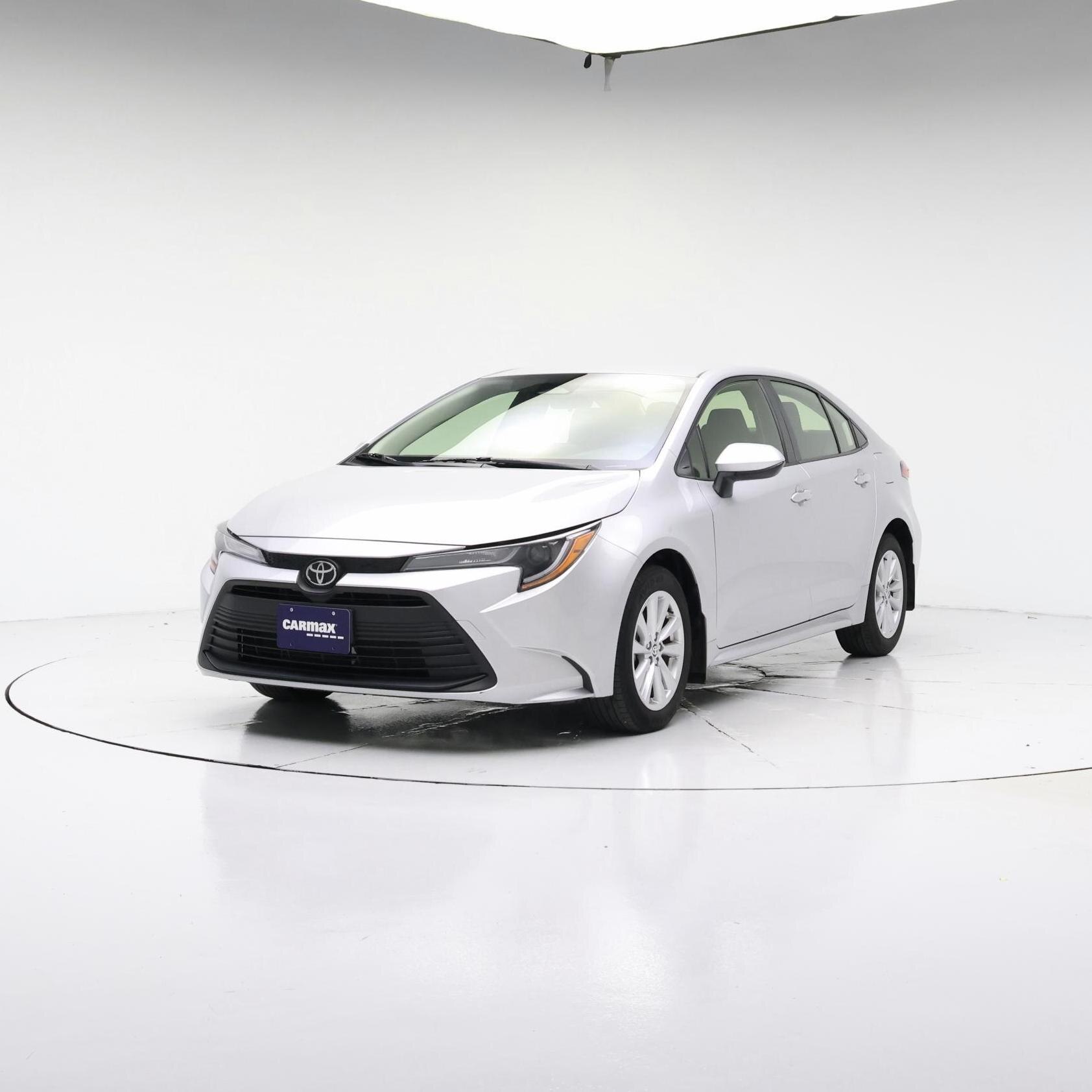 Thumbnail: 2023 Toyota Corolla - 4