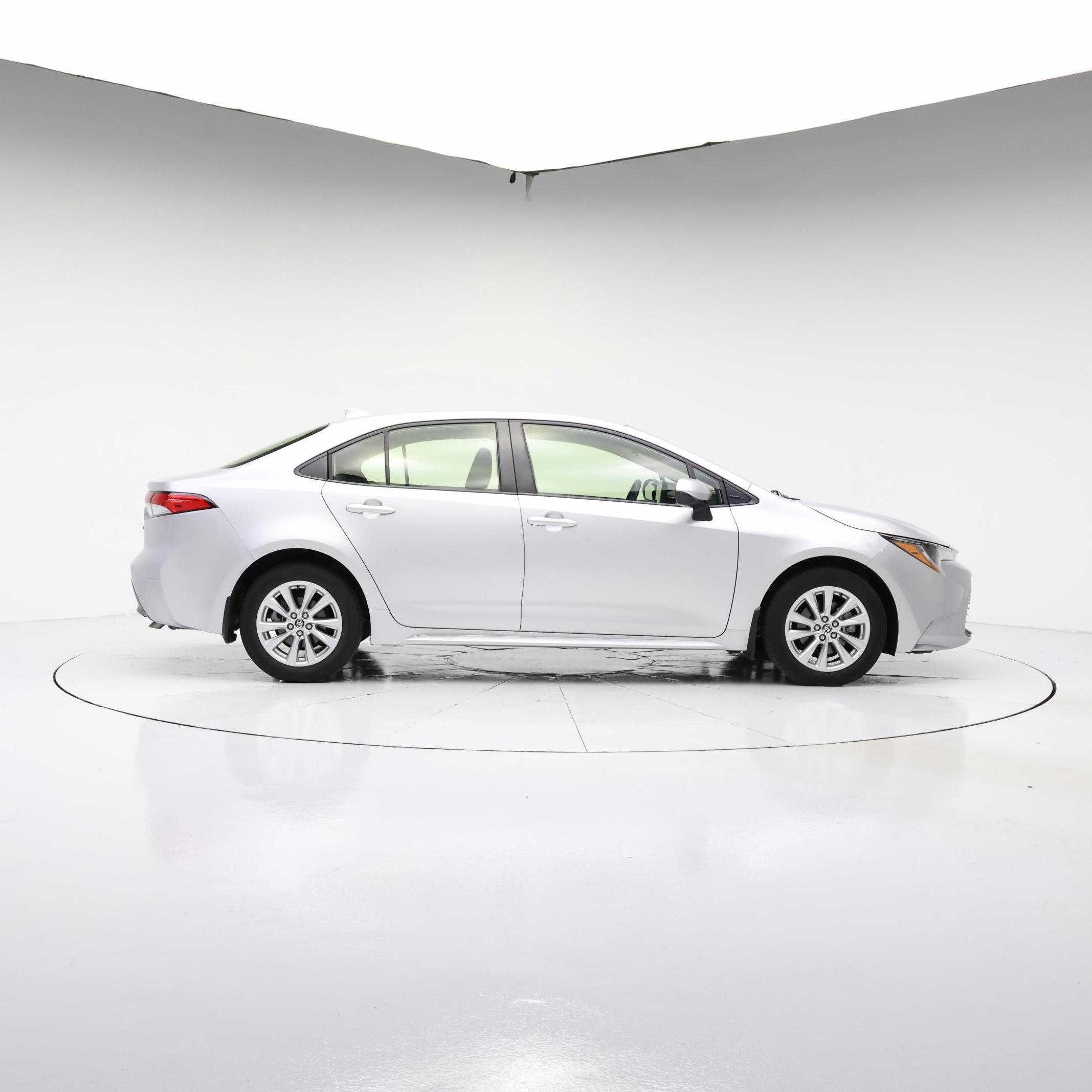 Thumbnail: 2023 Toyota Corolla - 7