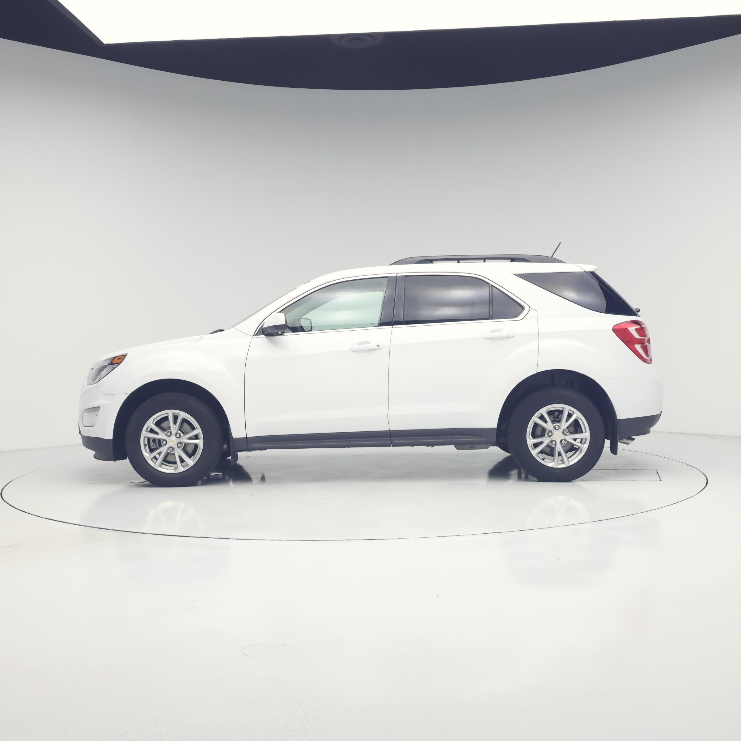 Thumbnail: 2017 Chevrolet Equinox - 3