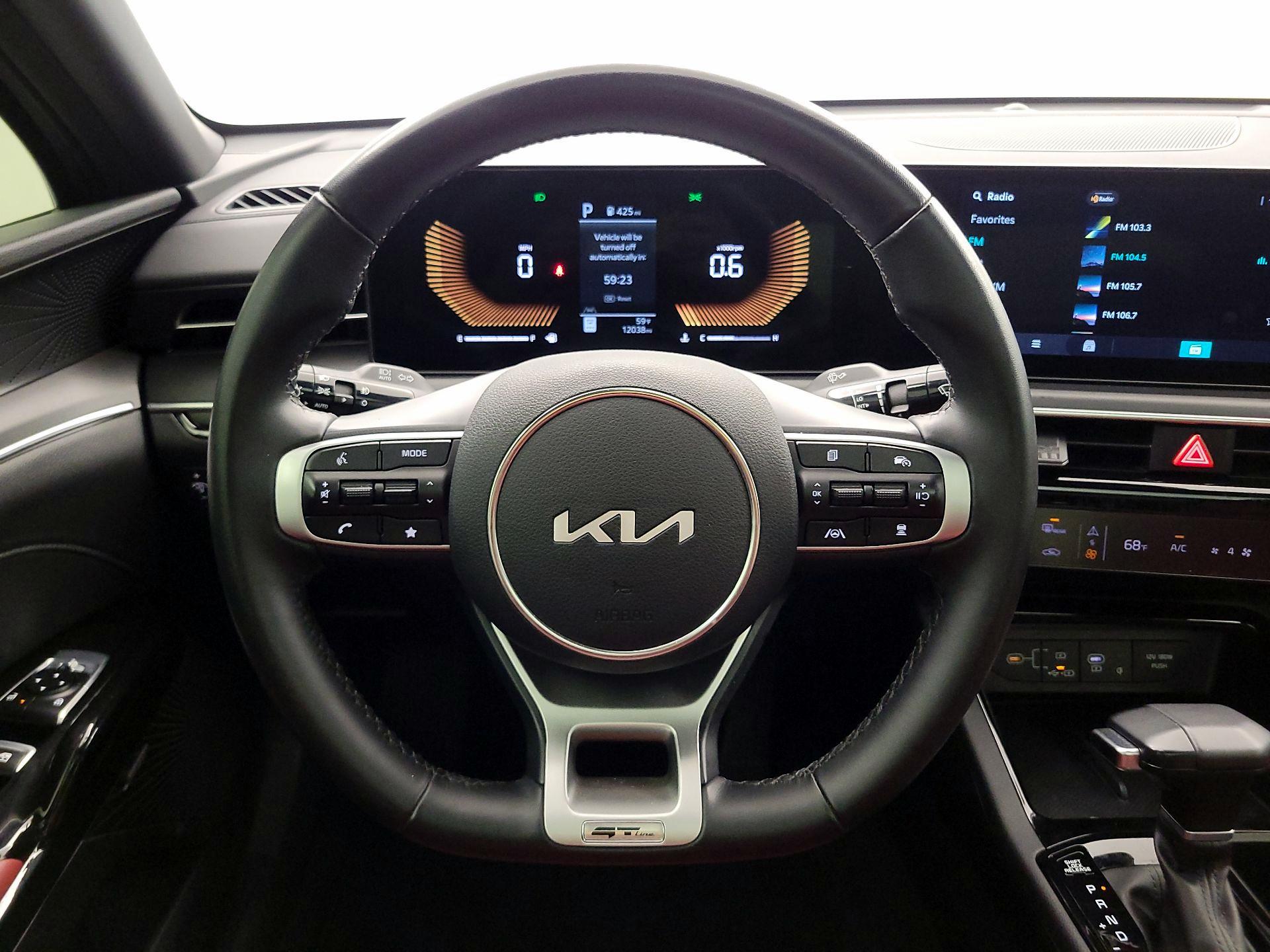Thumbnail: 2025 Kia K5 - 10