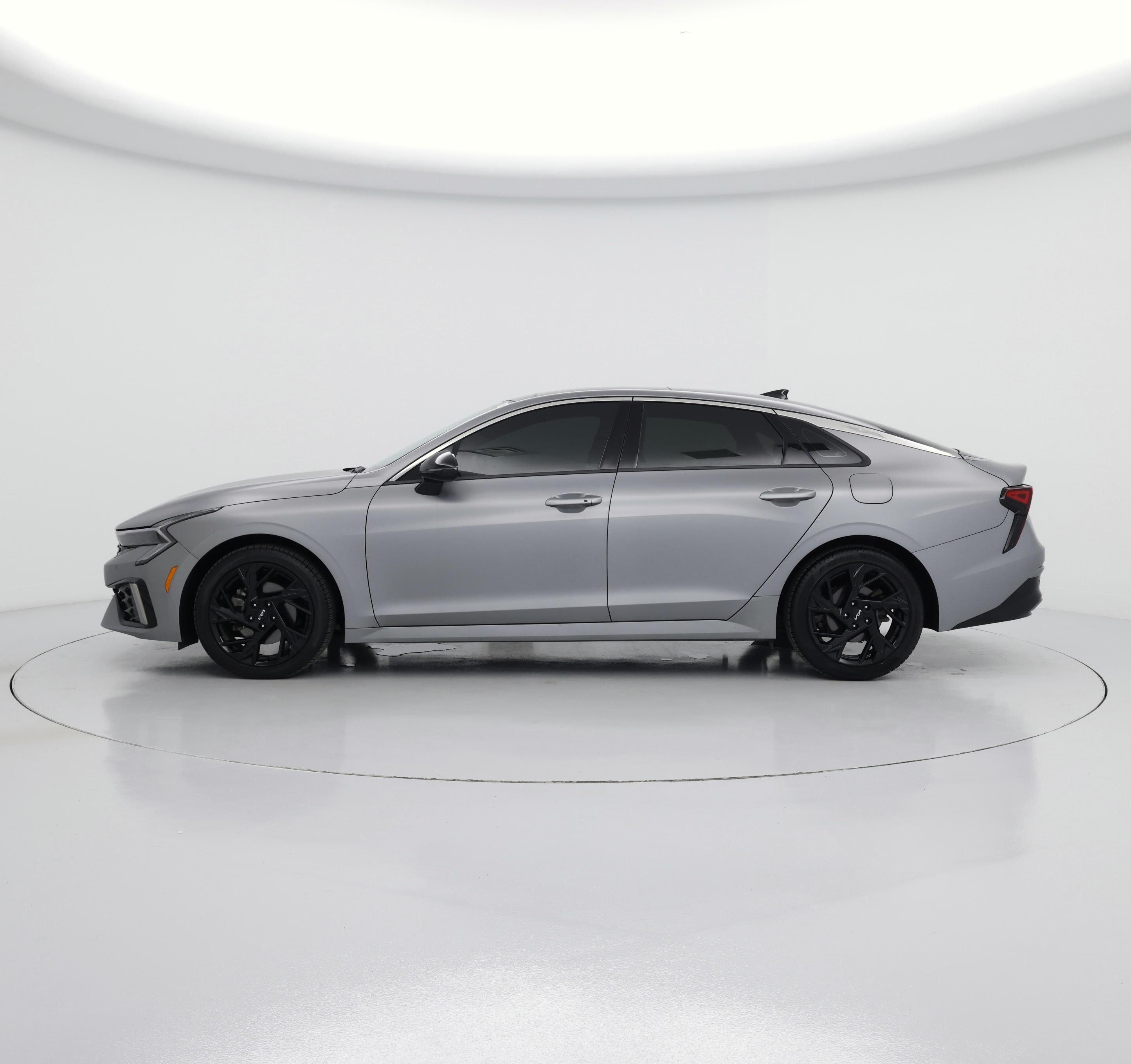 Thumbnail: 2025 Kia K5 - 3