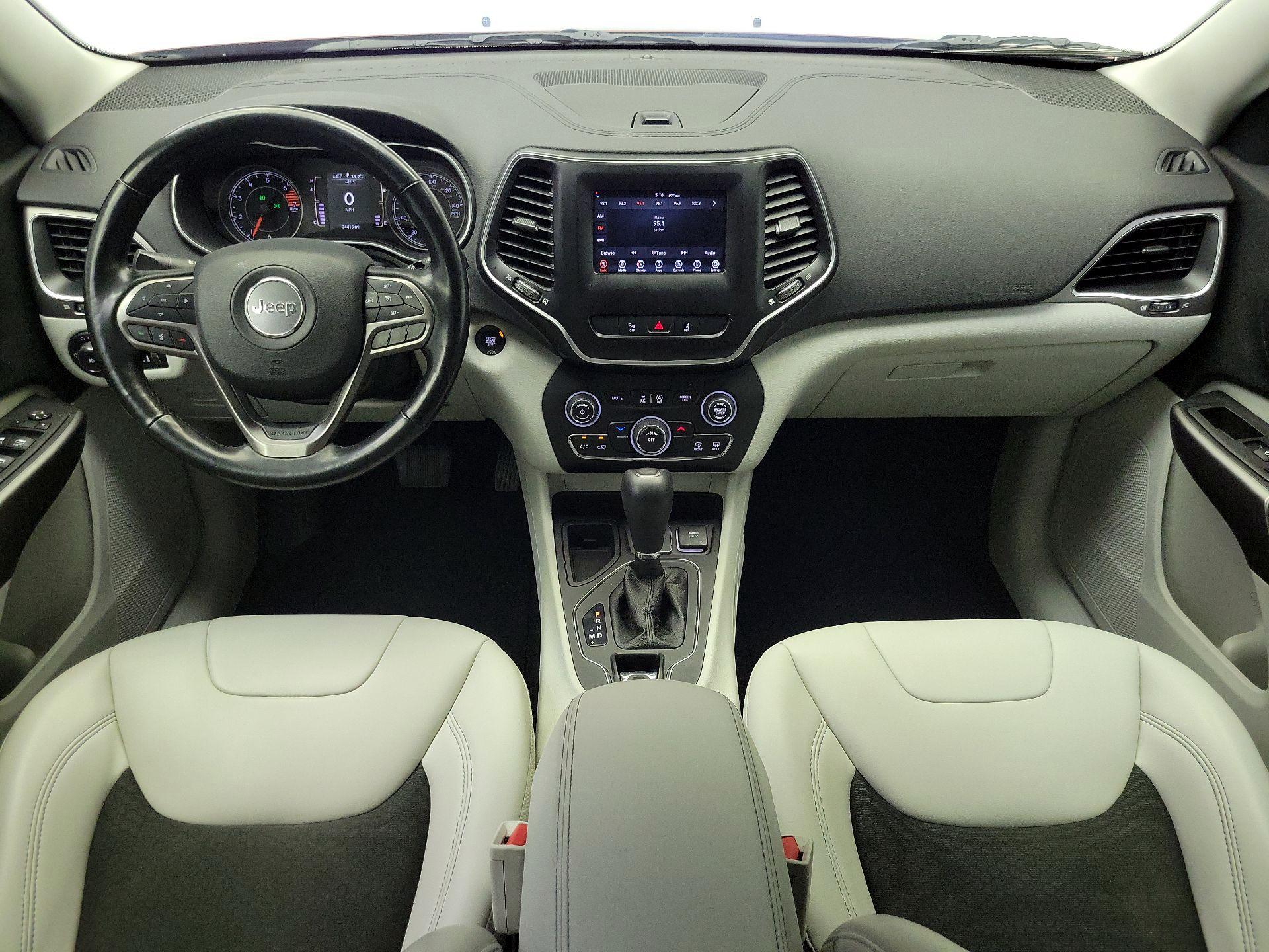 Thumbnail: 2021 Jeep Cherokee - 9