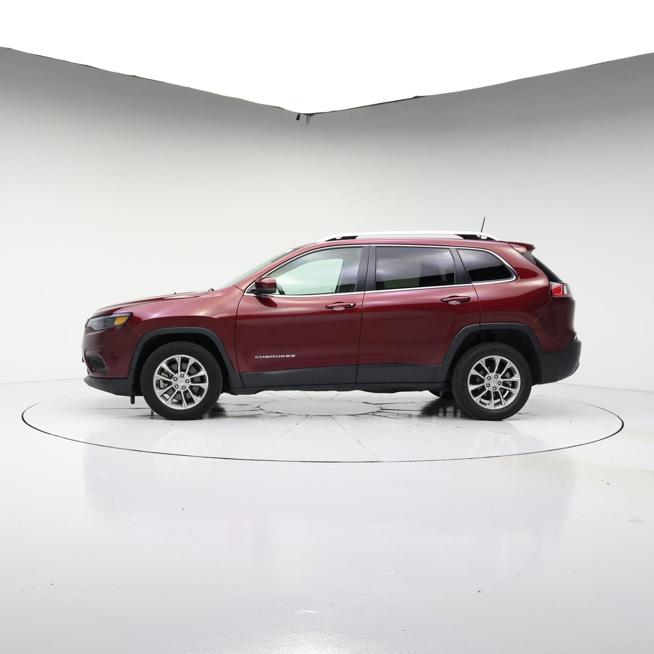 Thumbnail: 2021 Jeep Cherokee - 3