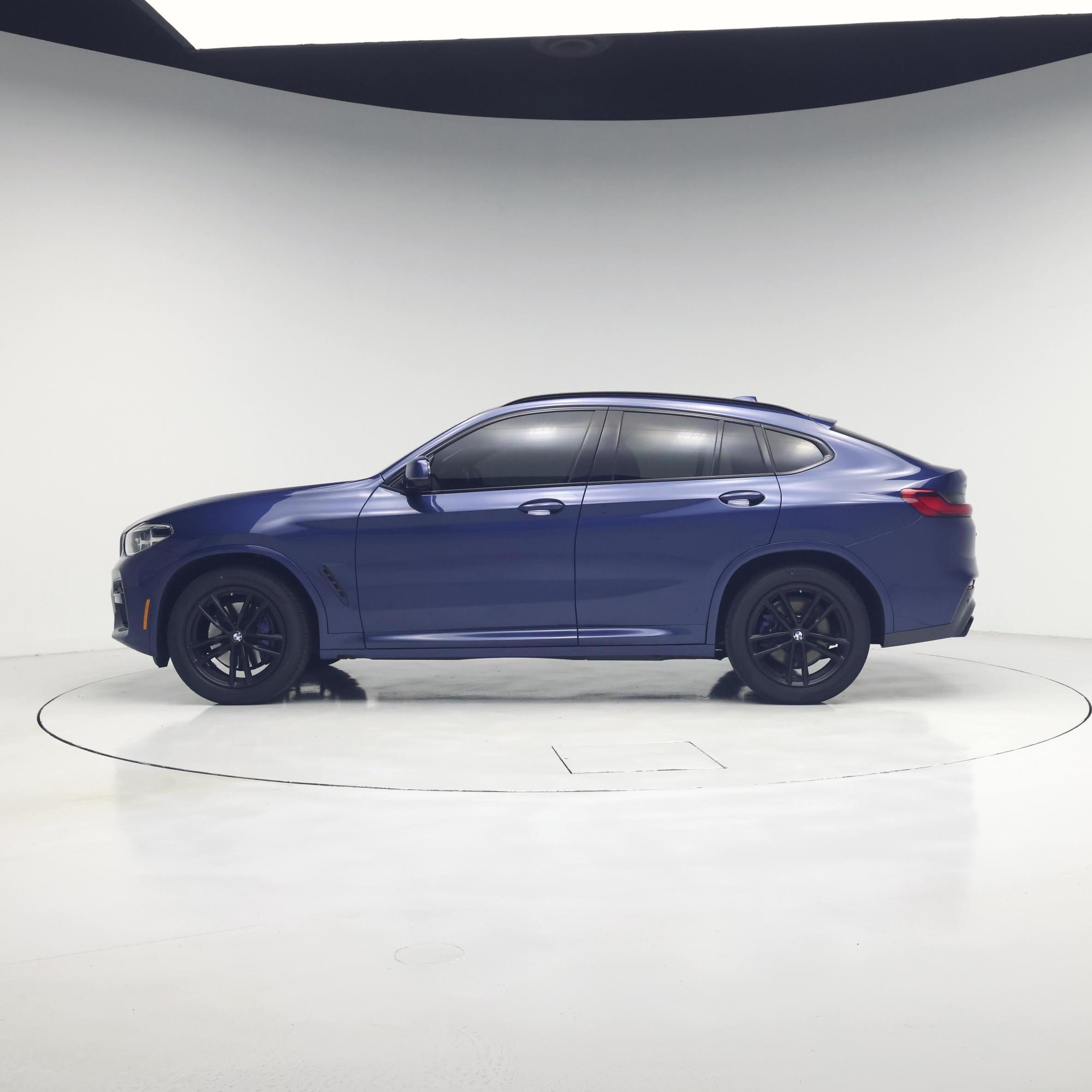 Thumbnail: 2021 BMW X4 - 3