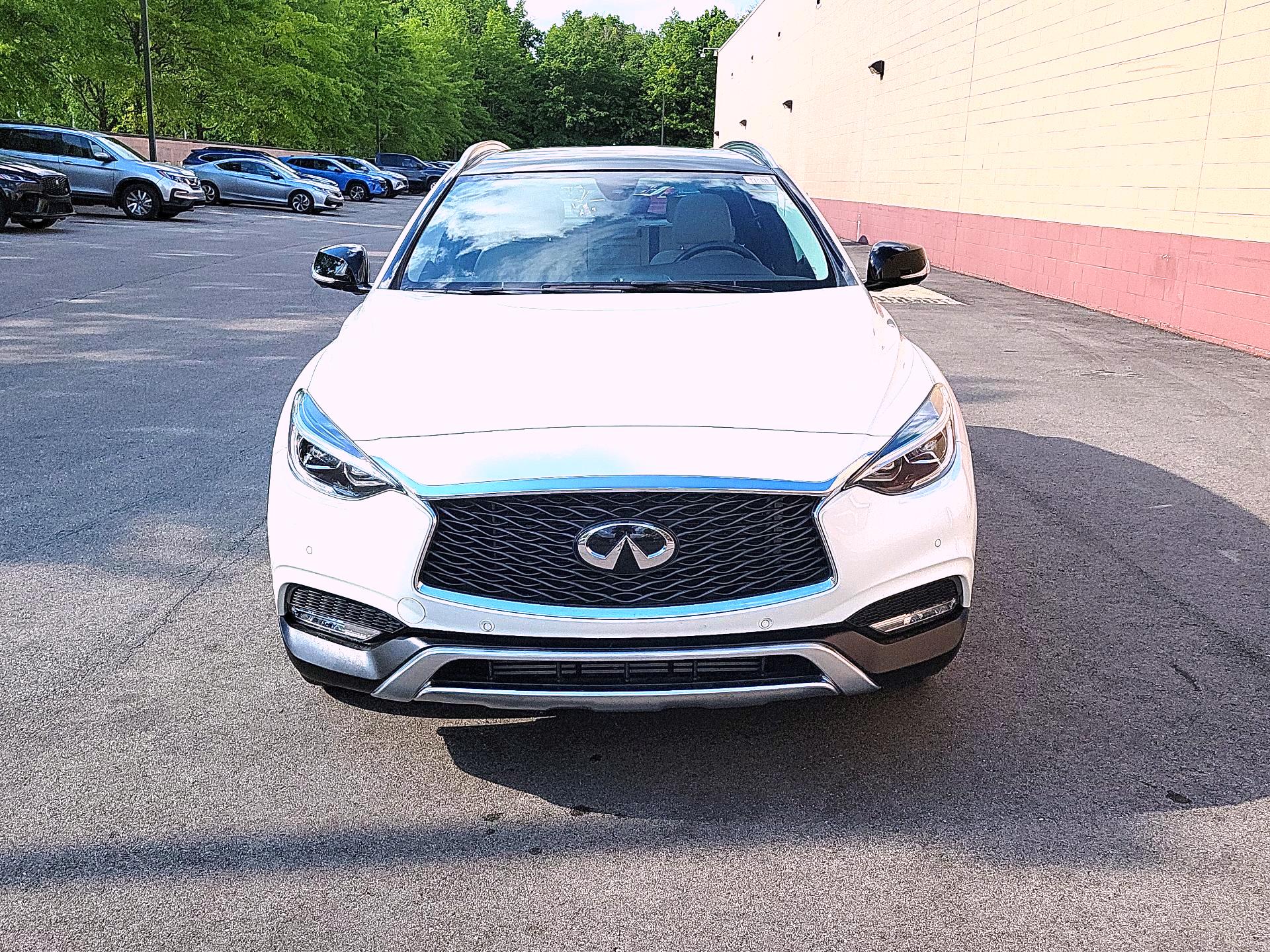 Thumbnail: 2018 INFINITI QX30 - 2