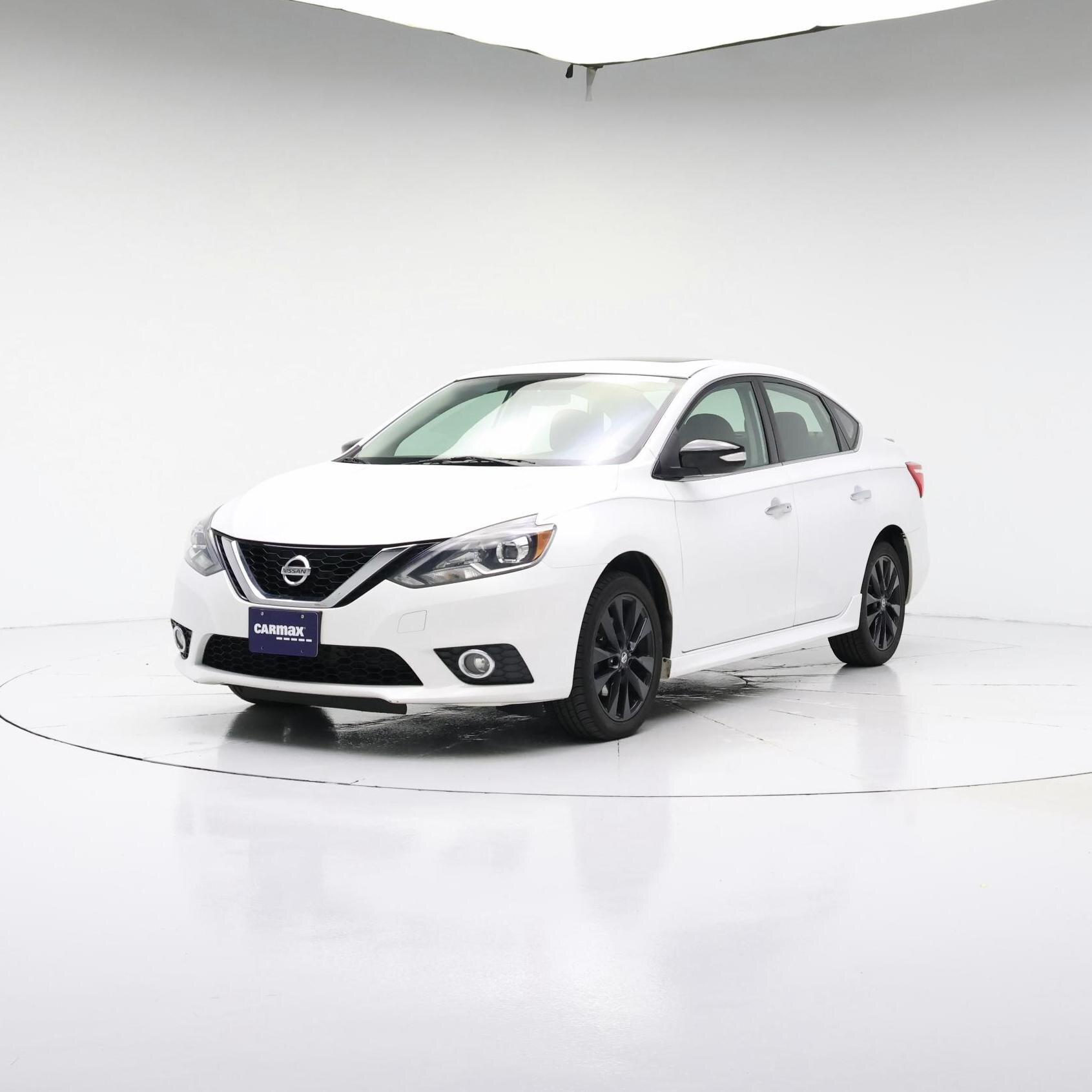 Thumbnail: 2017 Nissan Sentra - 4