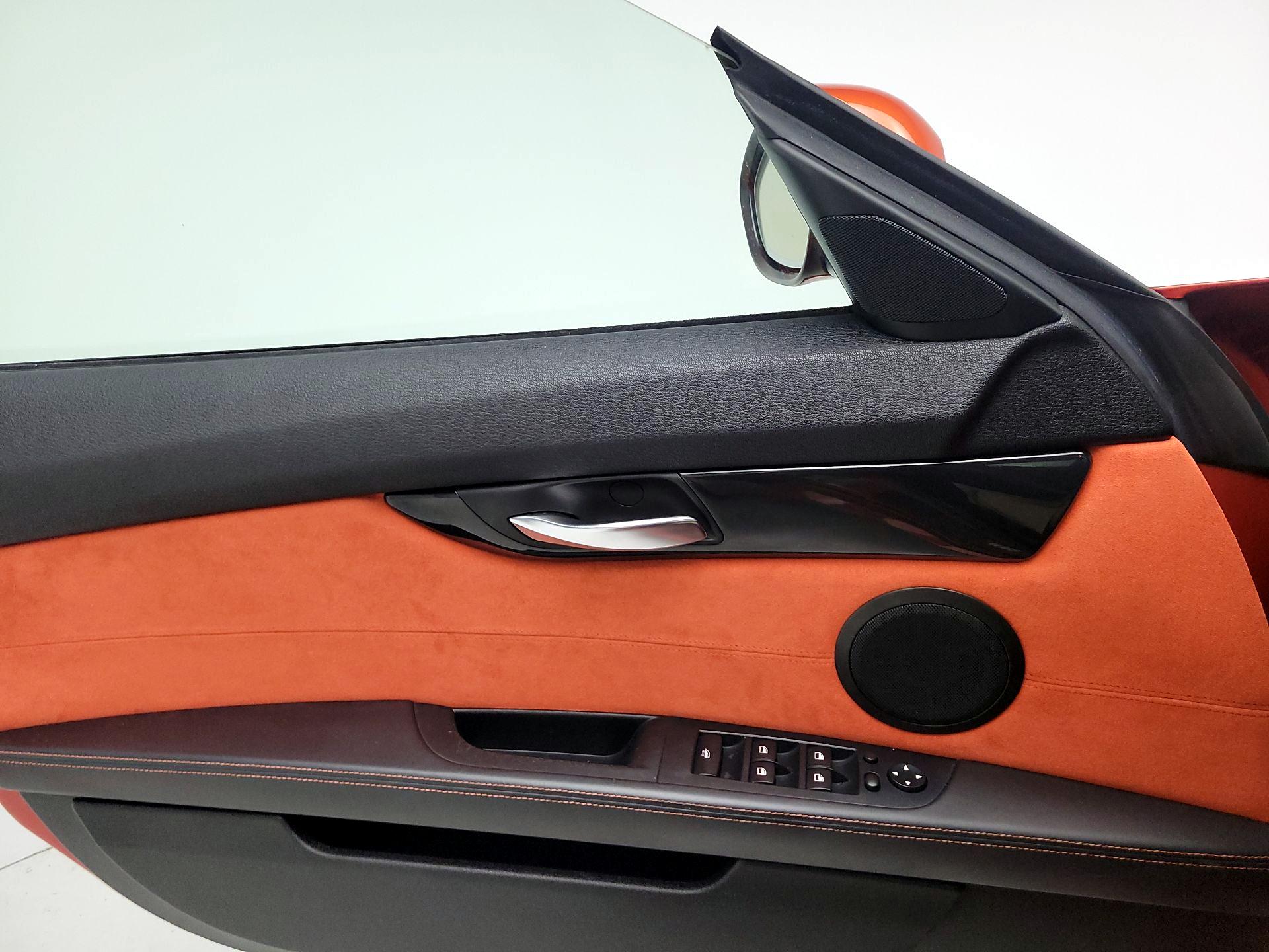 Thumbnail: 2015 BMW Z4 - 12