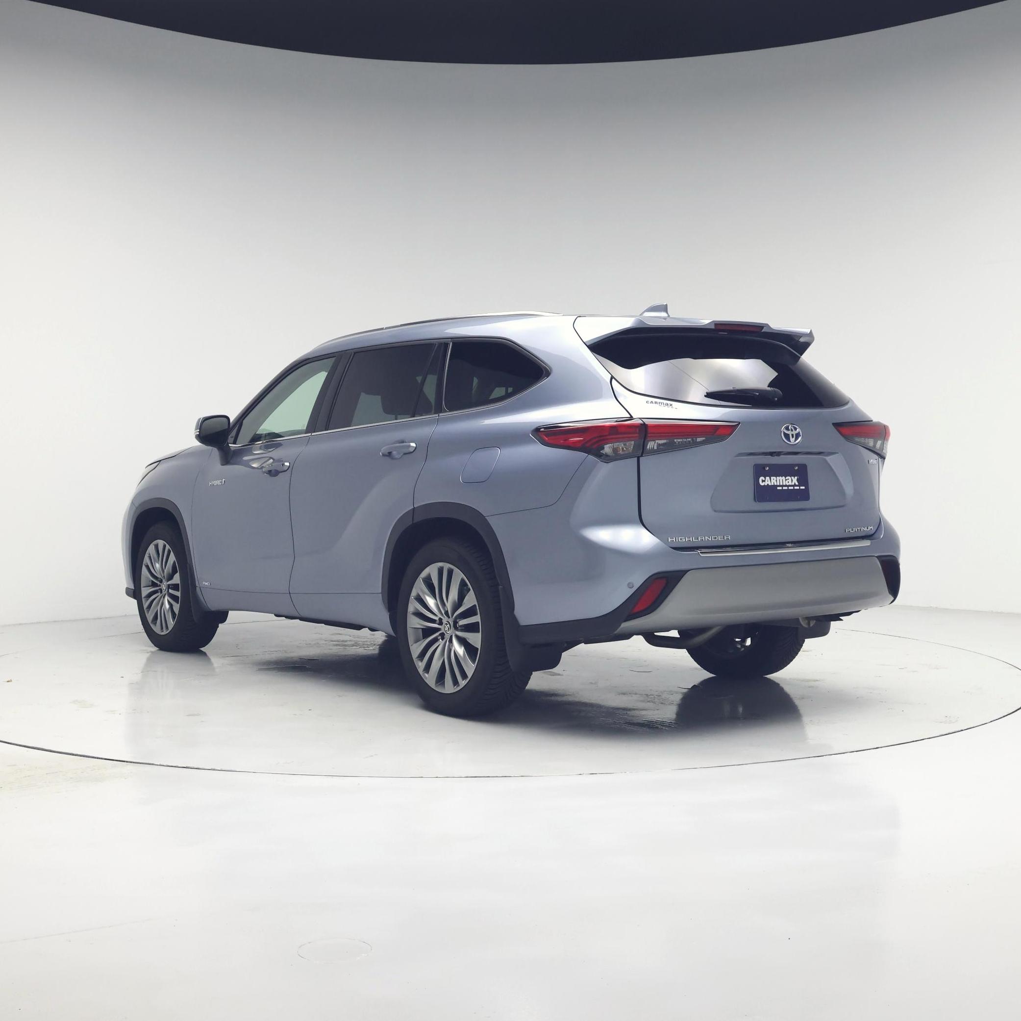 Thumbnail: 2021 Toyota Highlander - 2