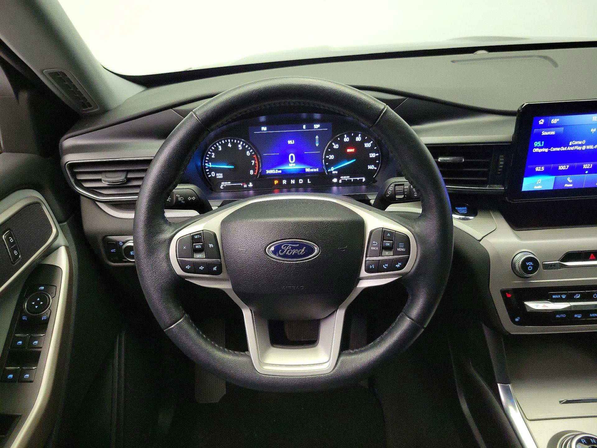 Thumbnail: 2023 Ford Explorer - 10