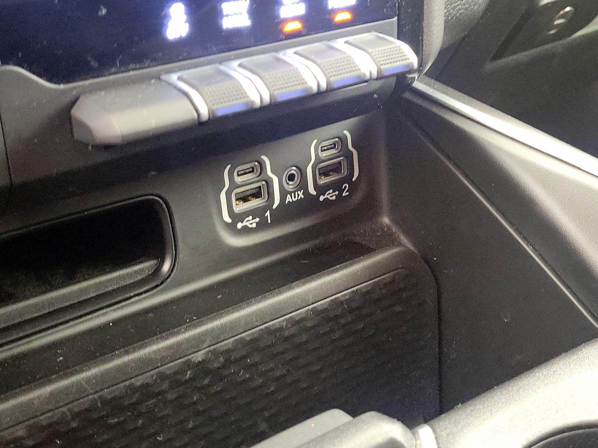 Thumbnail: 2023 RAM 1500 - 19