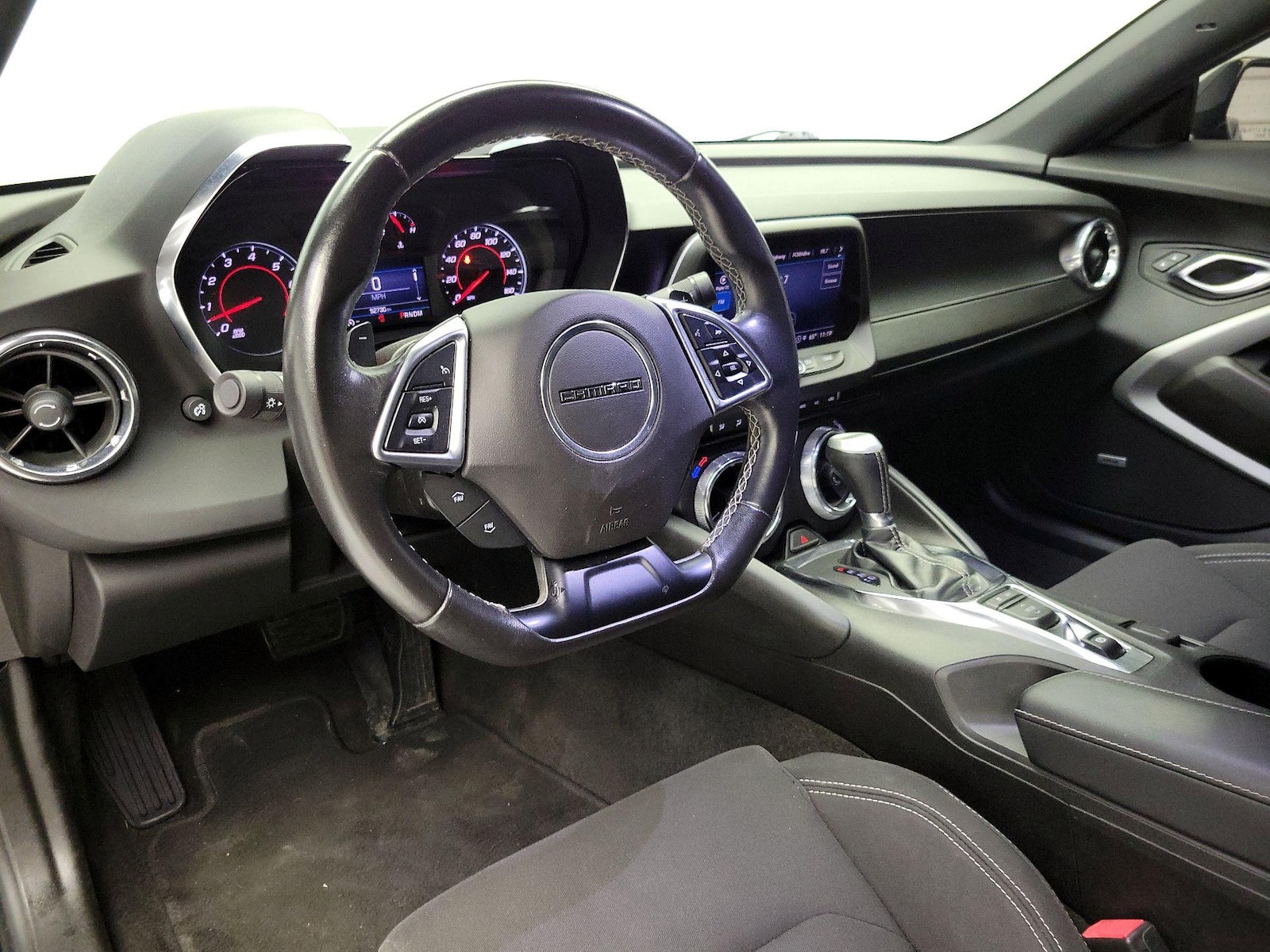 2021 Chevrolet Camaro LT1 - Photo 10