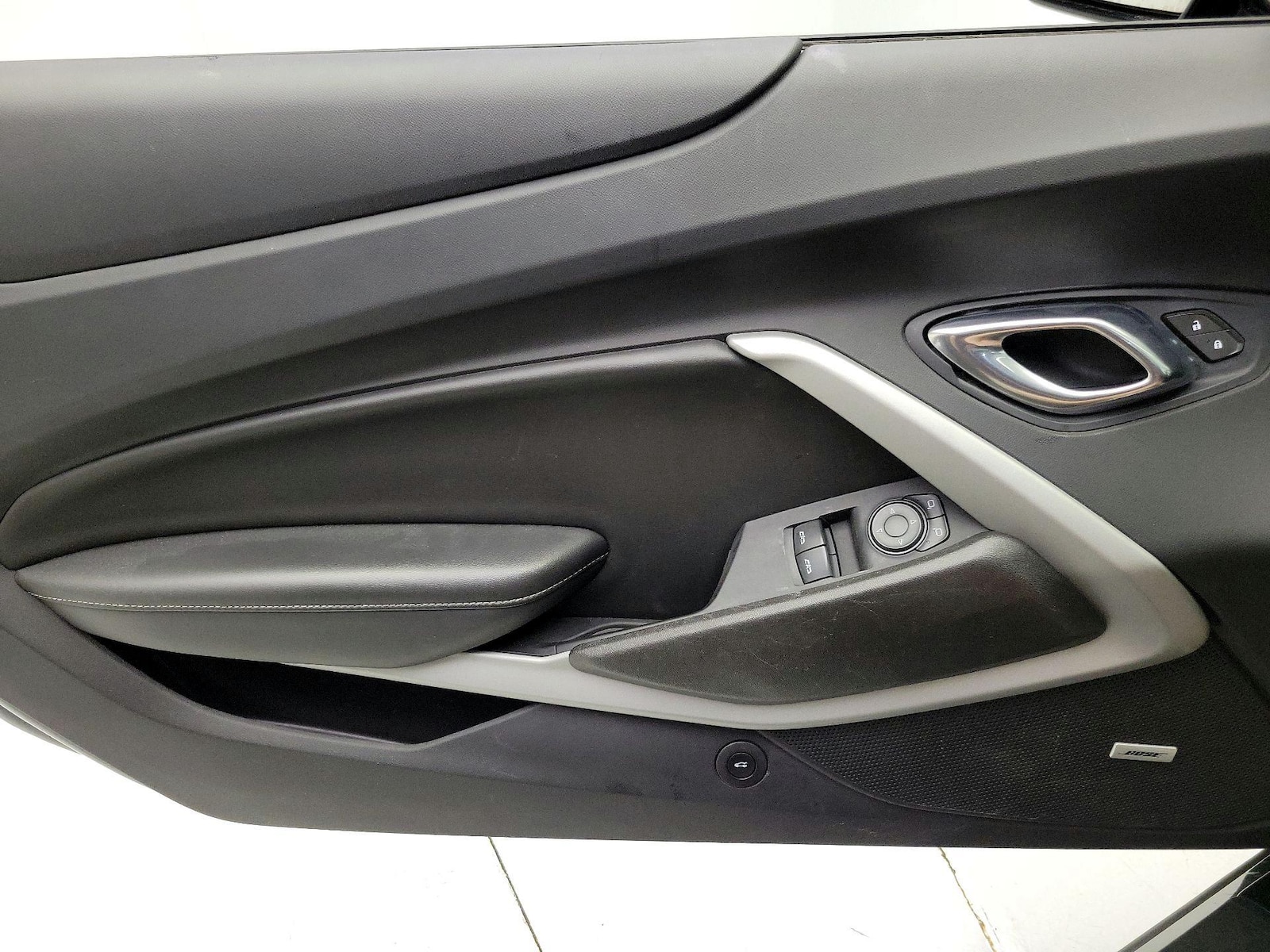 2021 Chevrolet Camaro LT1 - Photo 13