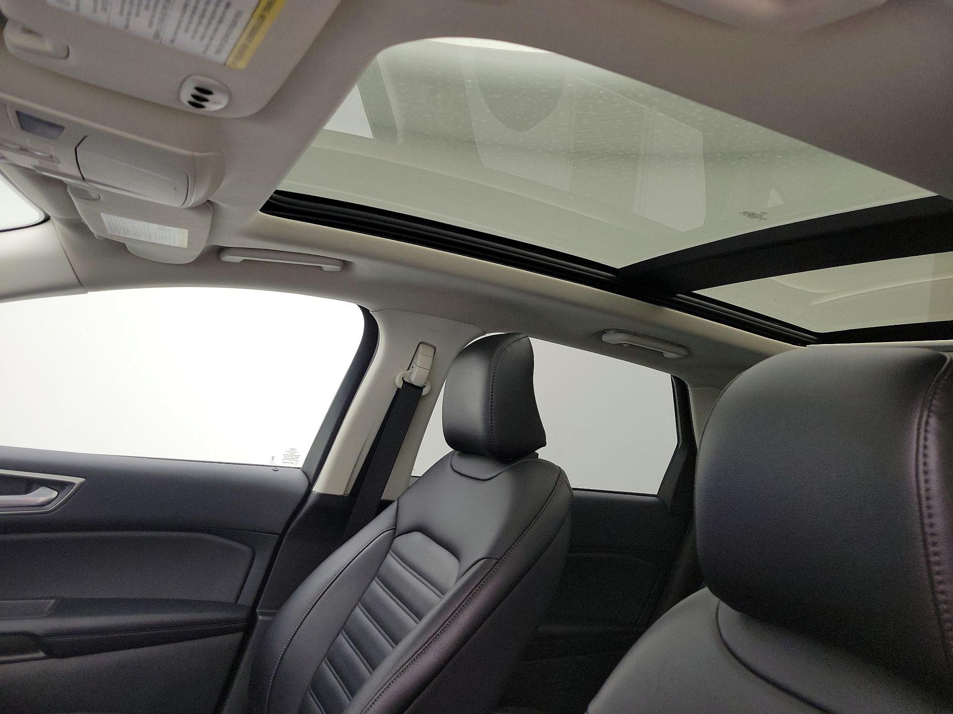 Thumbnail: 2023 Ford Edge - 19