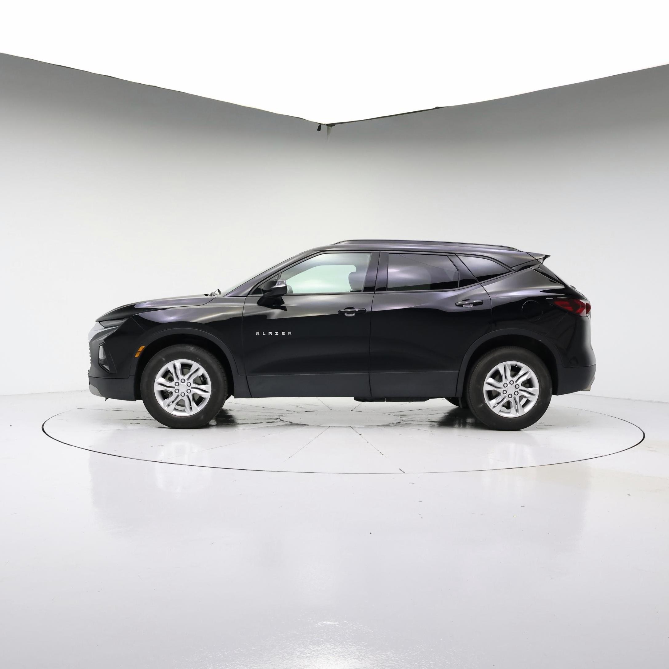 Thumbnail: 2021 Chevrolet Blazer - 3