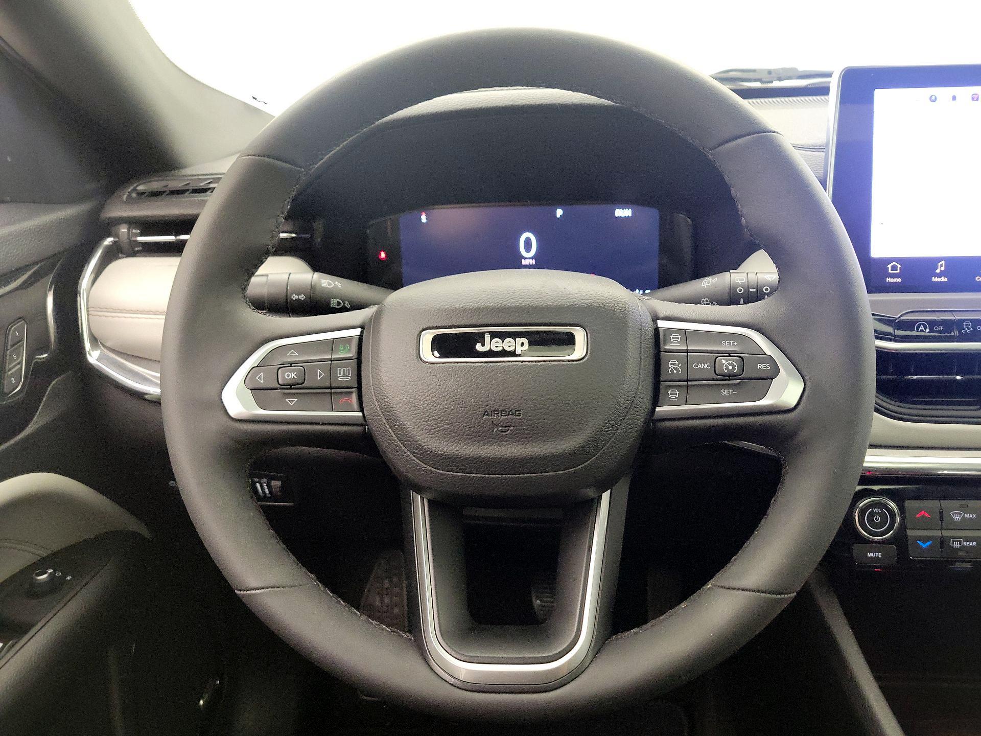 Thumbnail: 2023 Jeep Compass - 10