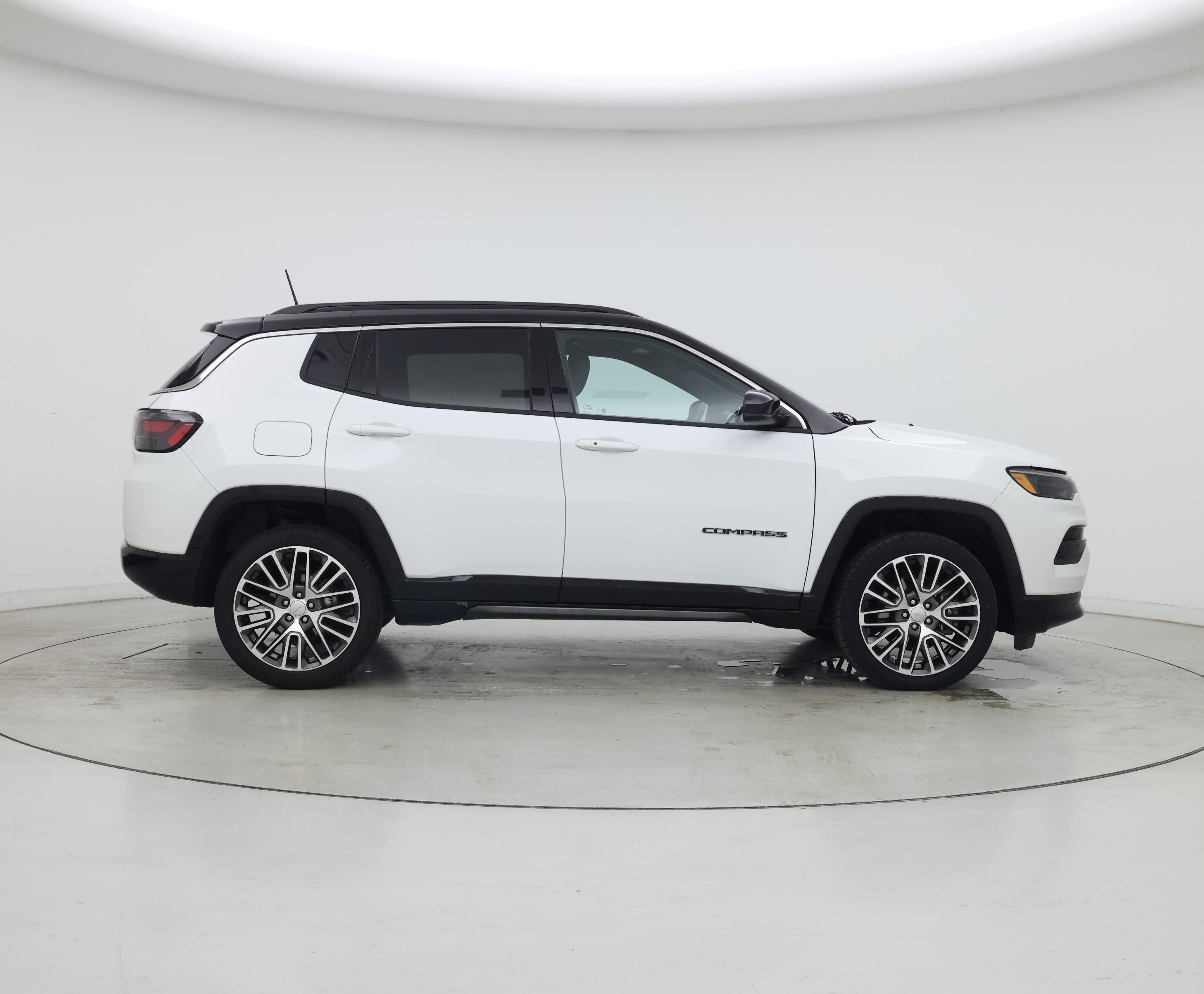 Thumbnail: 2023 Jeep Compass - 7