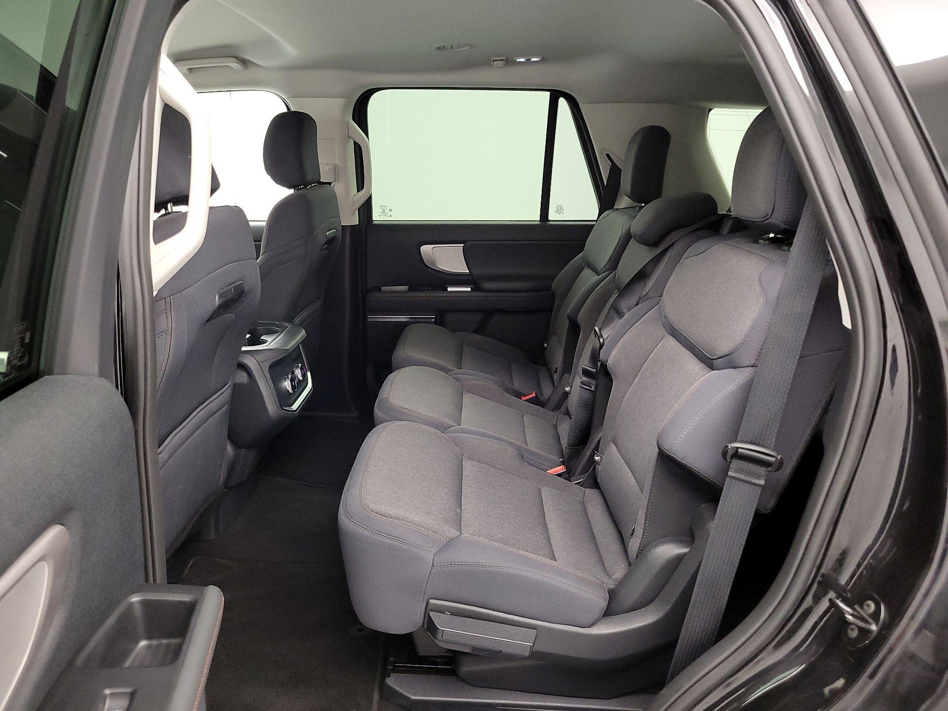 Thumbnail: 2025 Ford Expedition - 20