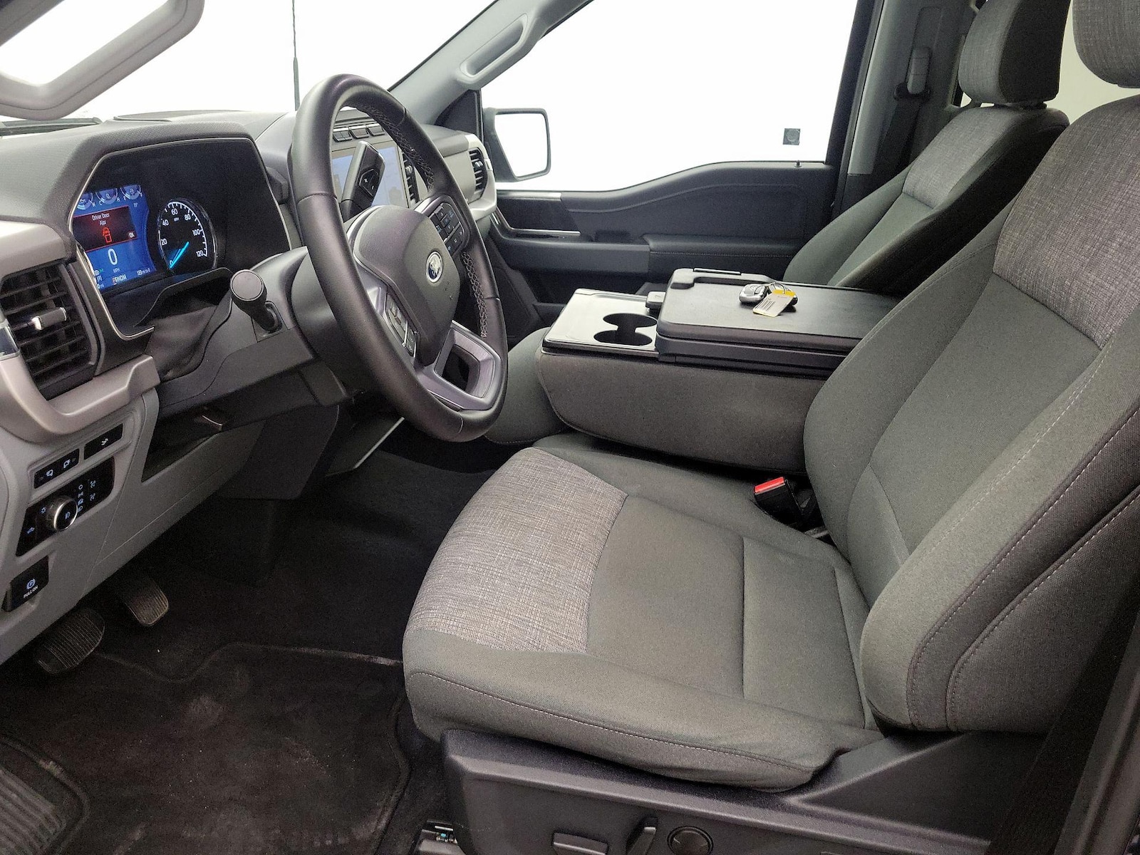 2023 Ford F-150 XLT - Photo 12