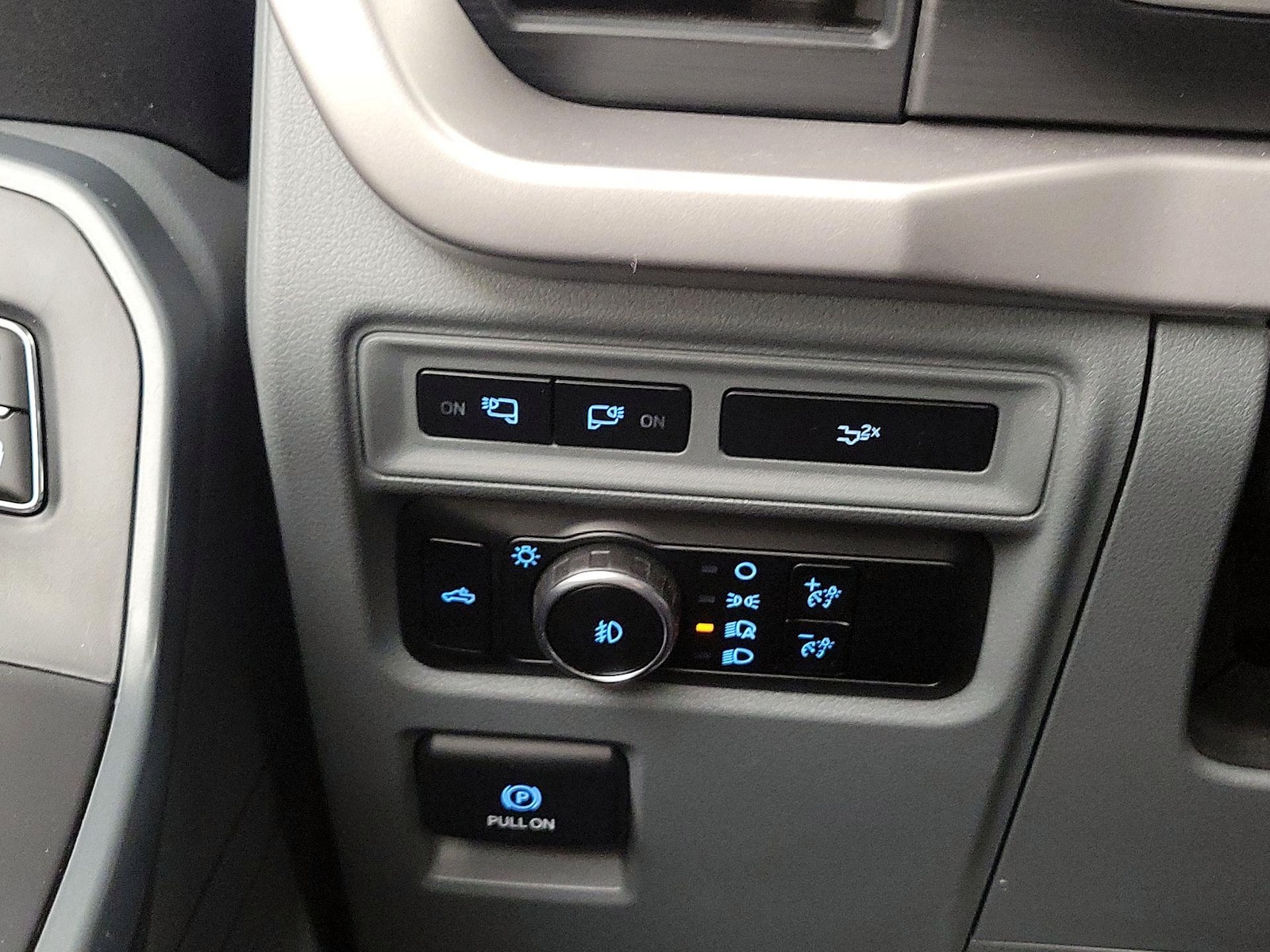 2023 Ford F-150 XLT - Photo 14