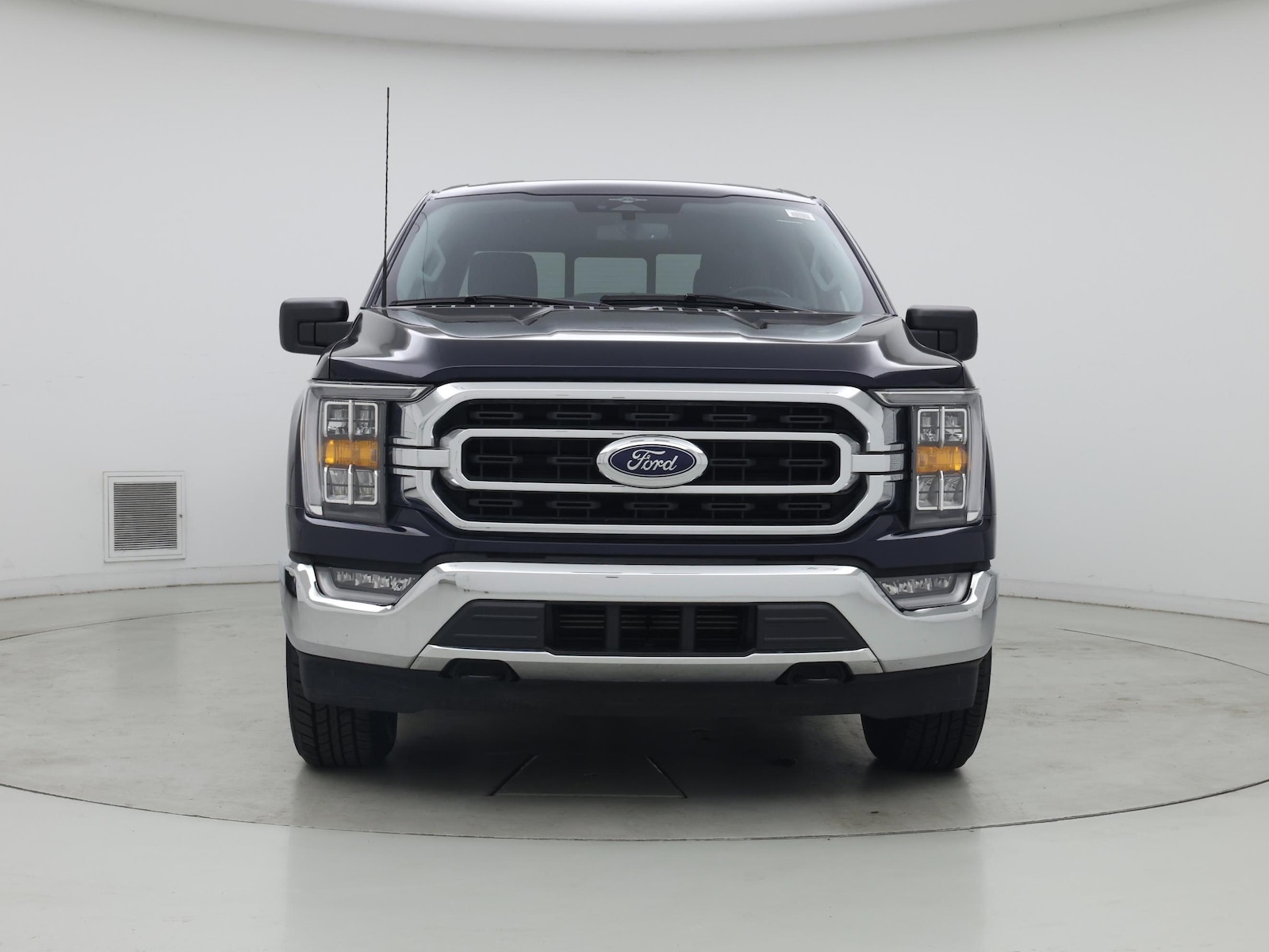 2023 Ford F-150 XLT - Photo 6