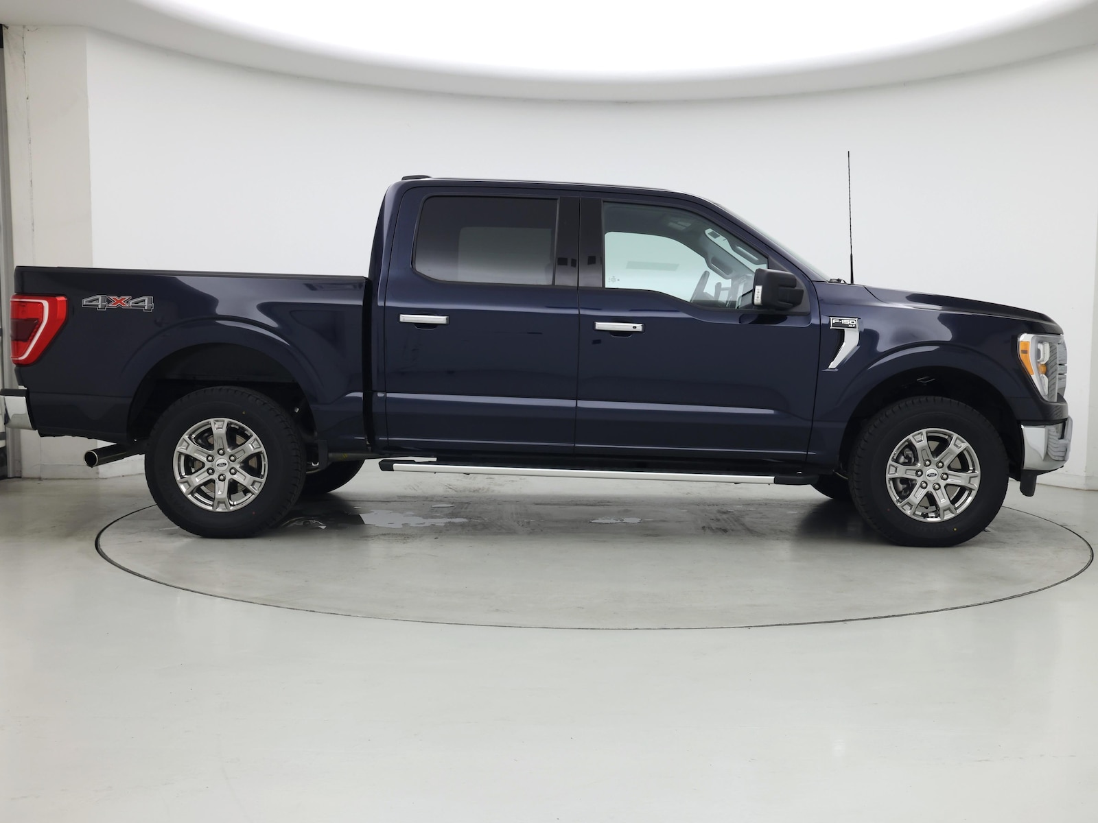 2023 Ford F-150 XLT - Photo 8