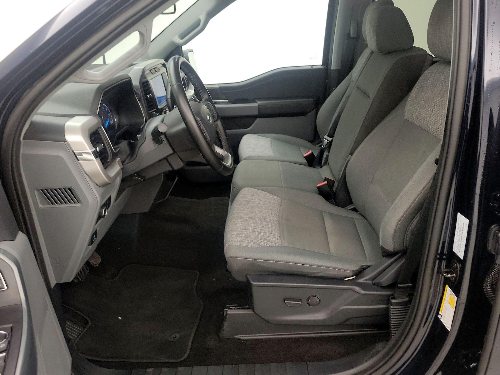 2023 Ford F-150 XLT - Photo 12