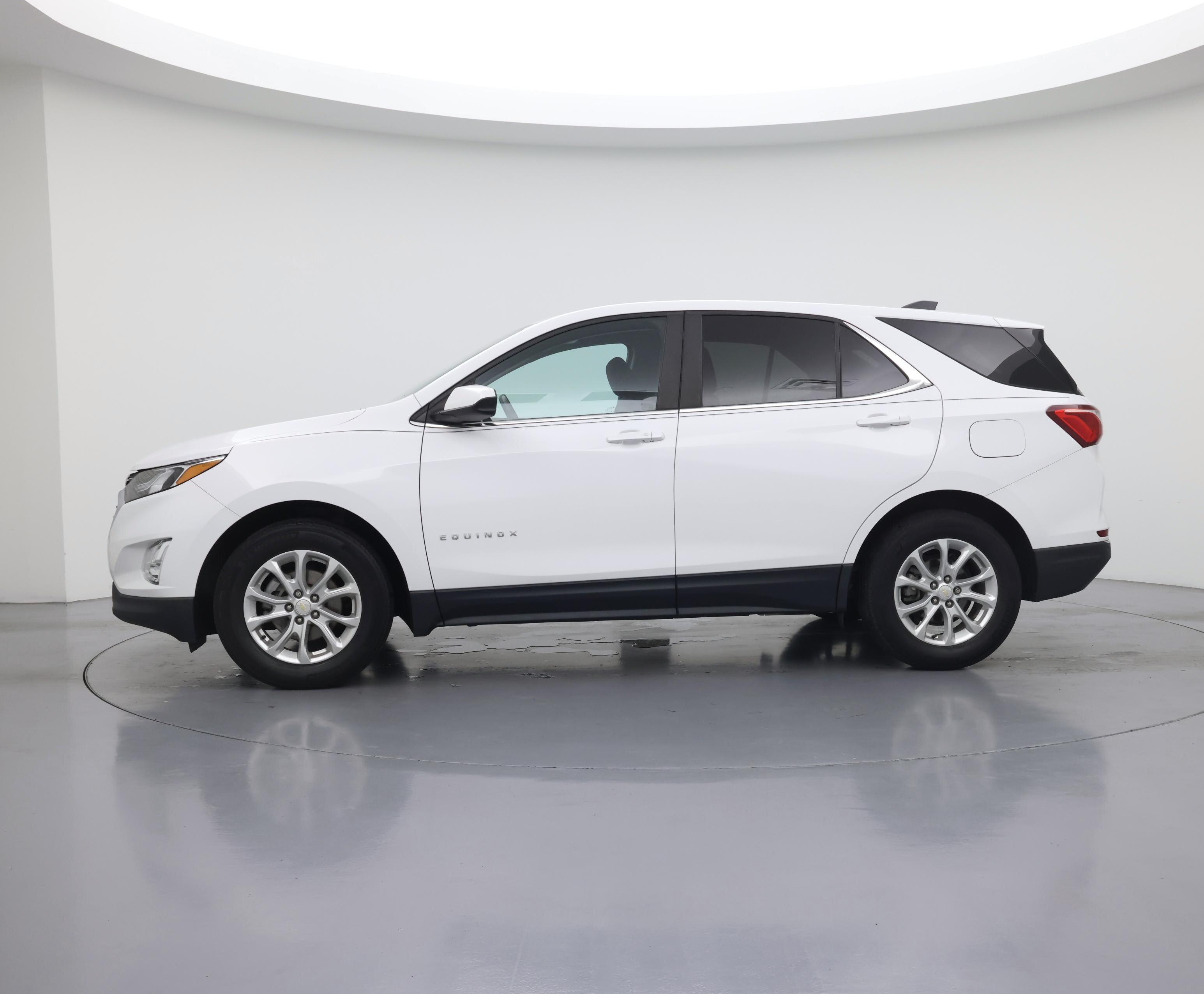 Thumbnail: 2021 Chevrolet Equinox - 3