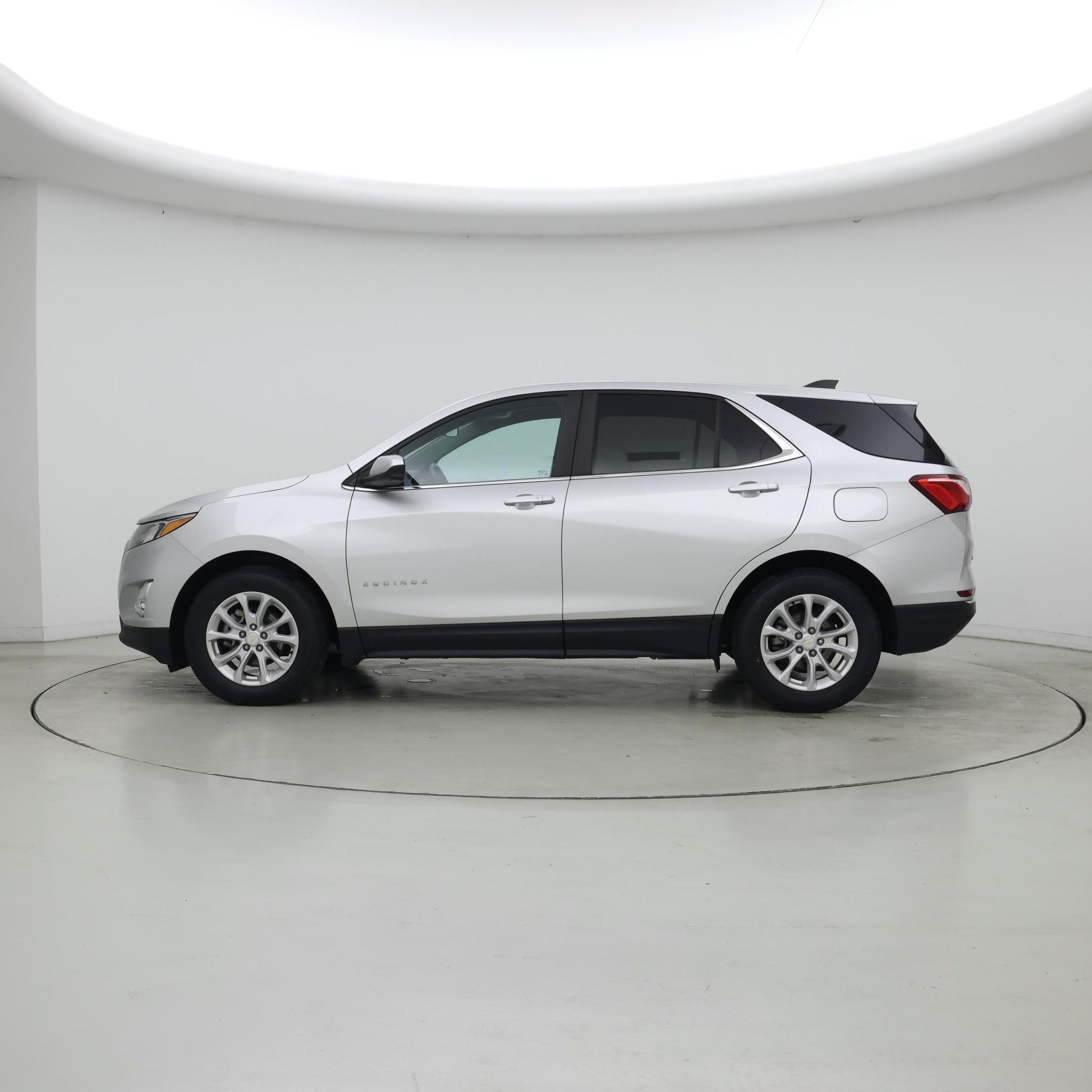 Thumbnail: 2021 Chevrolet Equinox - 3
