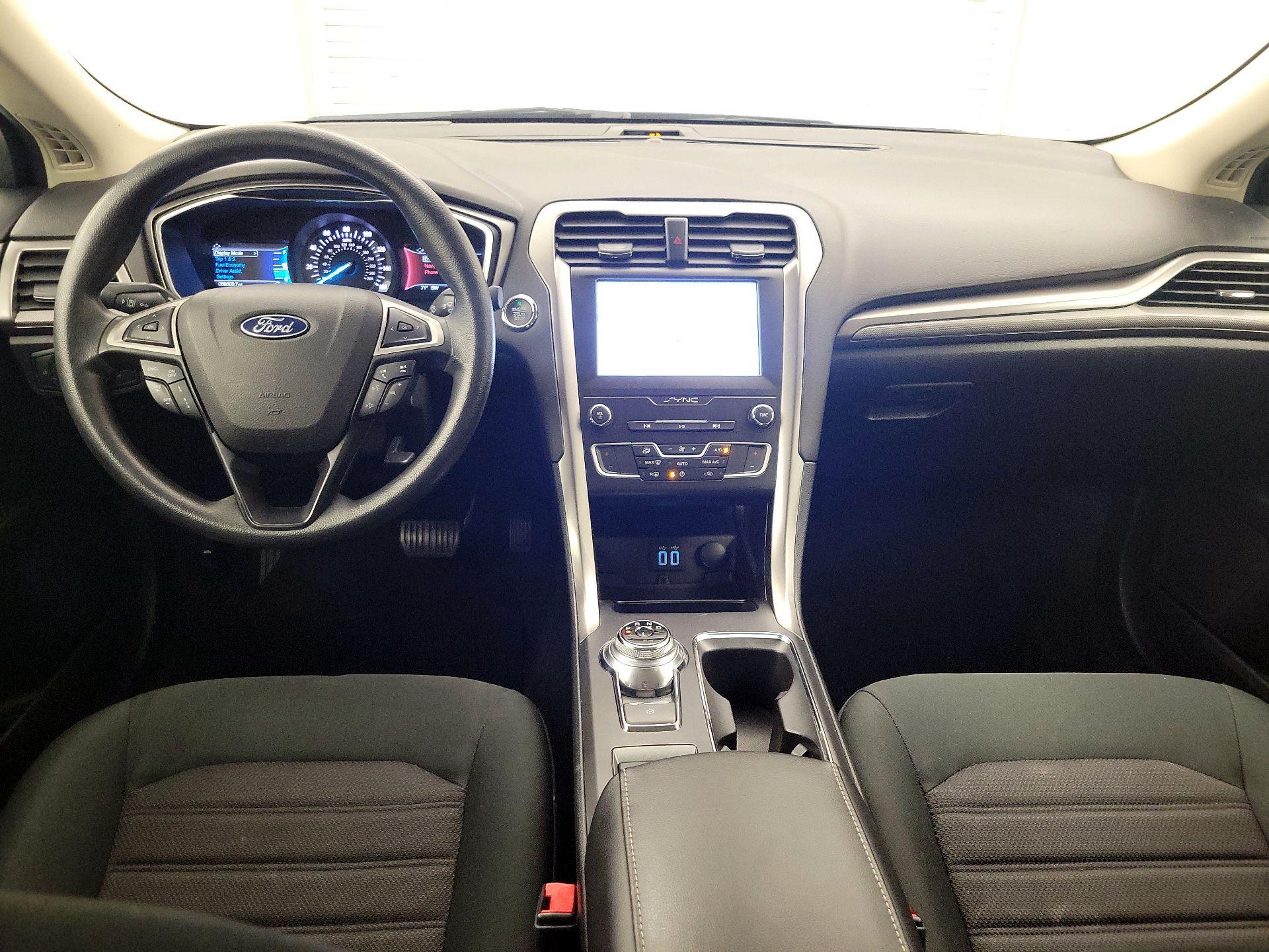 Thumbnail: 2020 Ford Fusion - 9