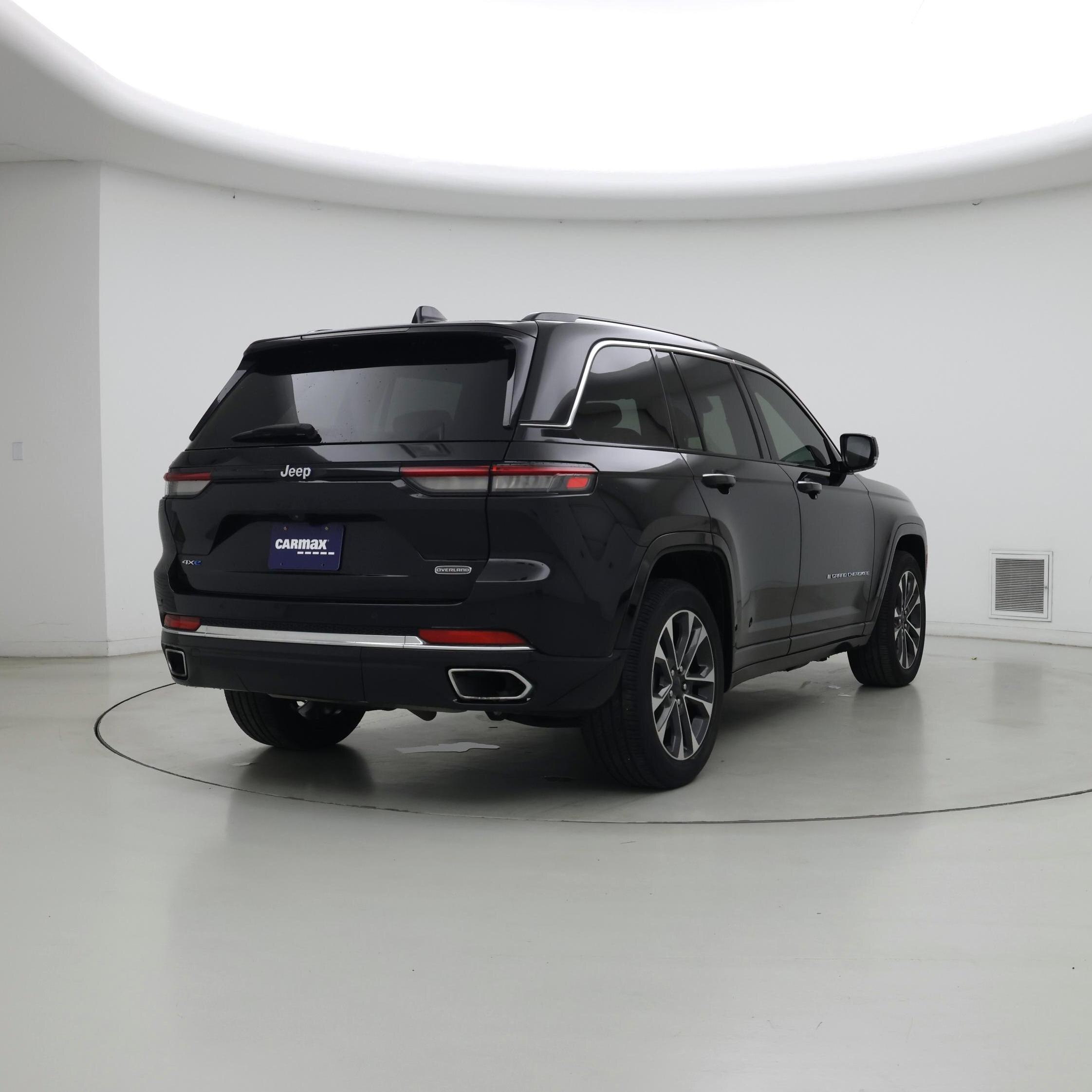 Thumbnail: 2023 Jeep Grand Cherokee - 8
