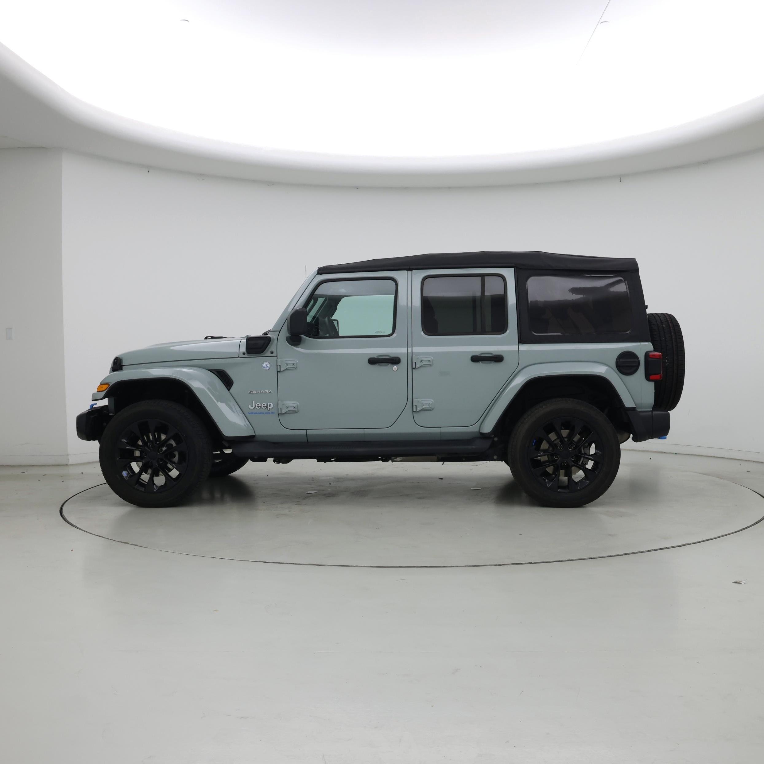 Thumbnail: 2023 Jeep Wrangler - 3