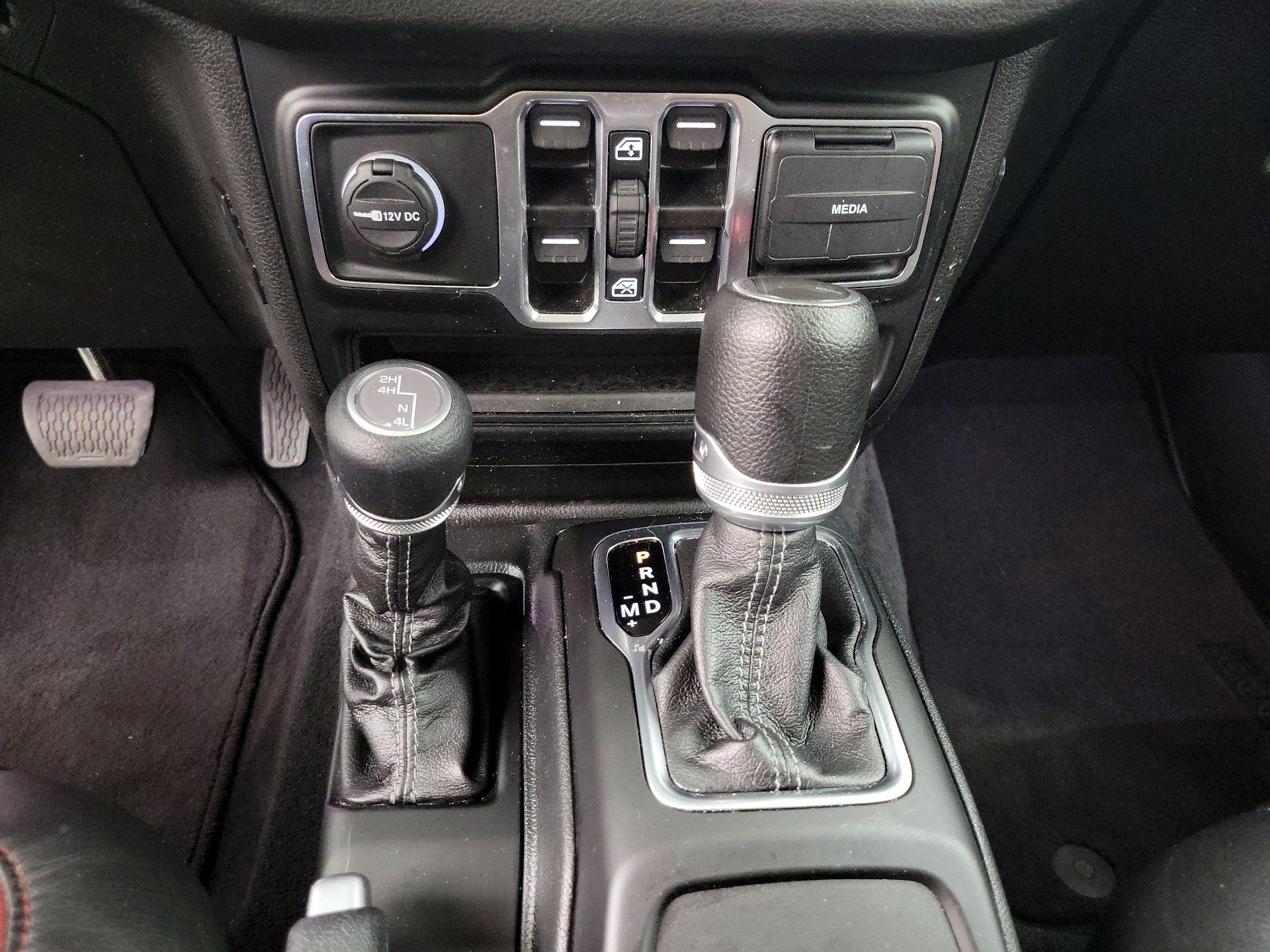 Thumbnail: 2024 Jeep Wrangler - 17