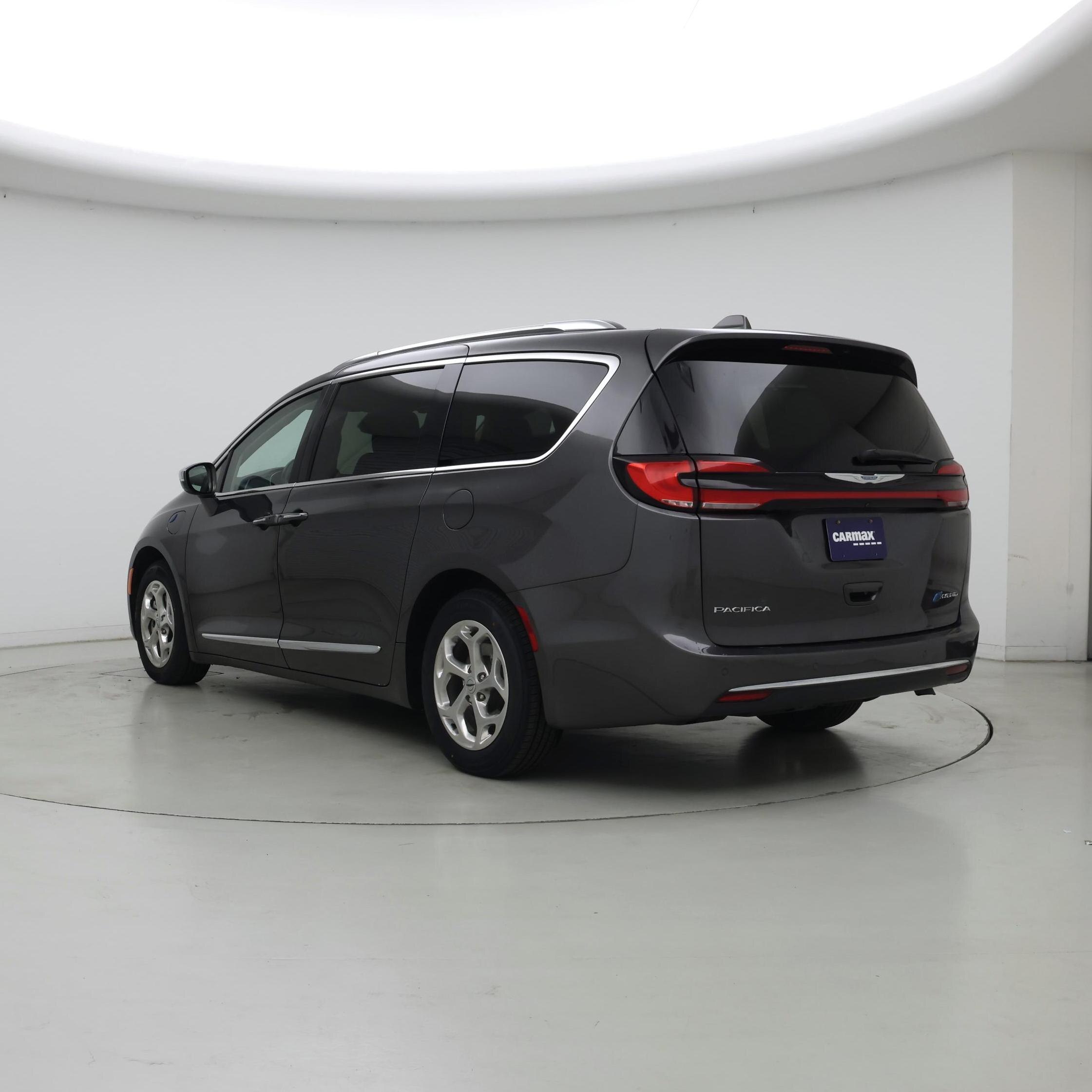 Thumbnail: 2021 Chrysler Pacifica - 2