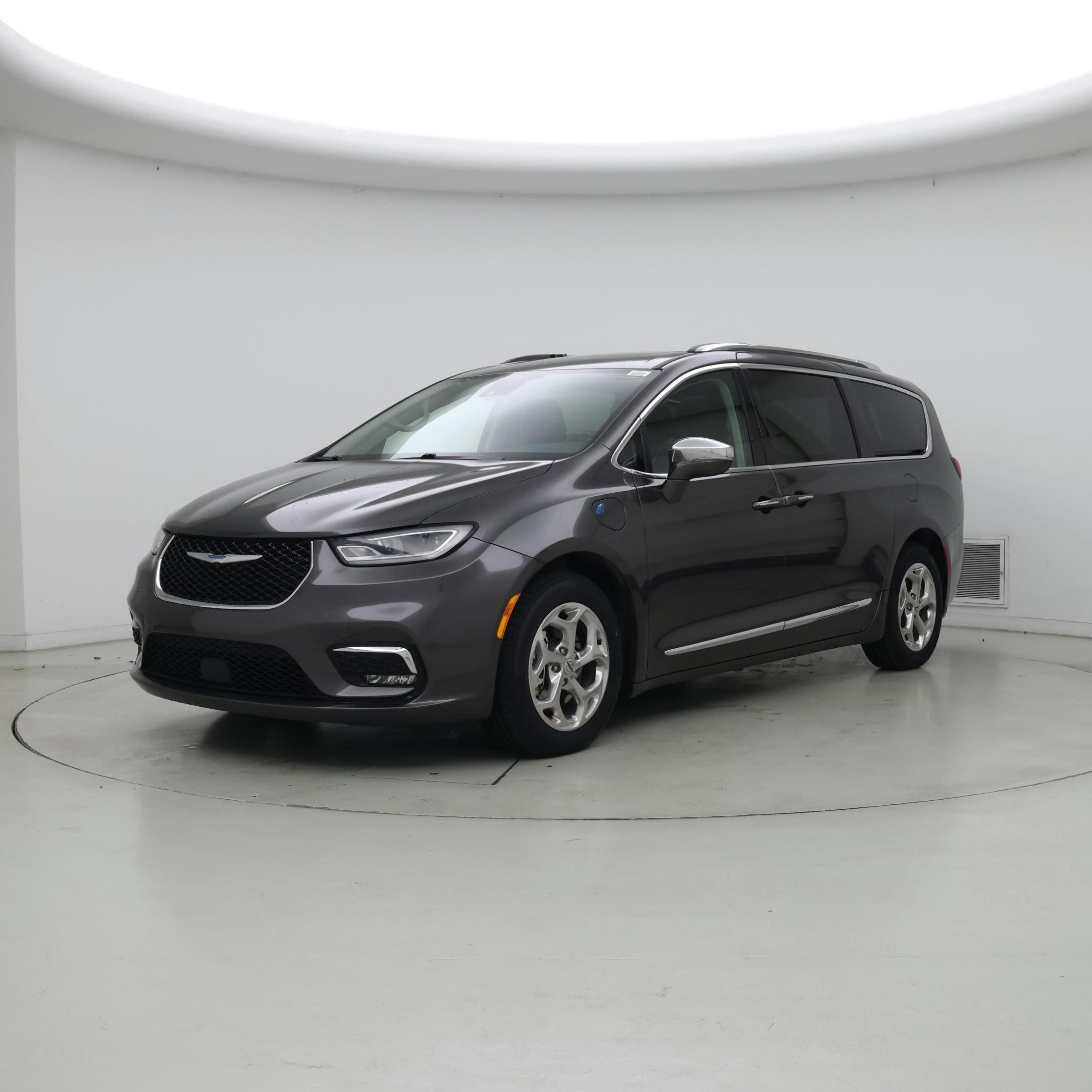 Thumbnail: 2021 Chrysler Pacifica - 4