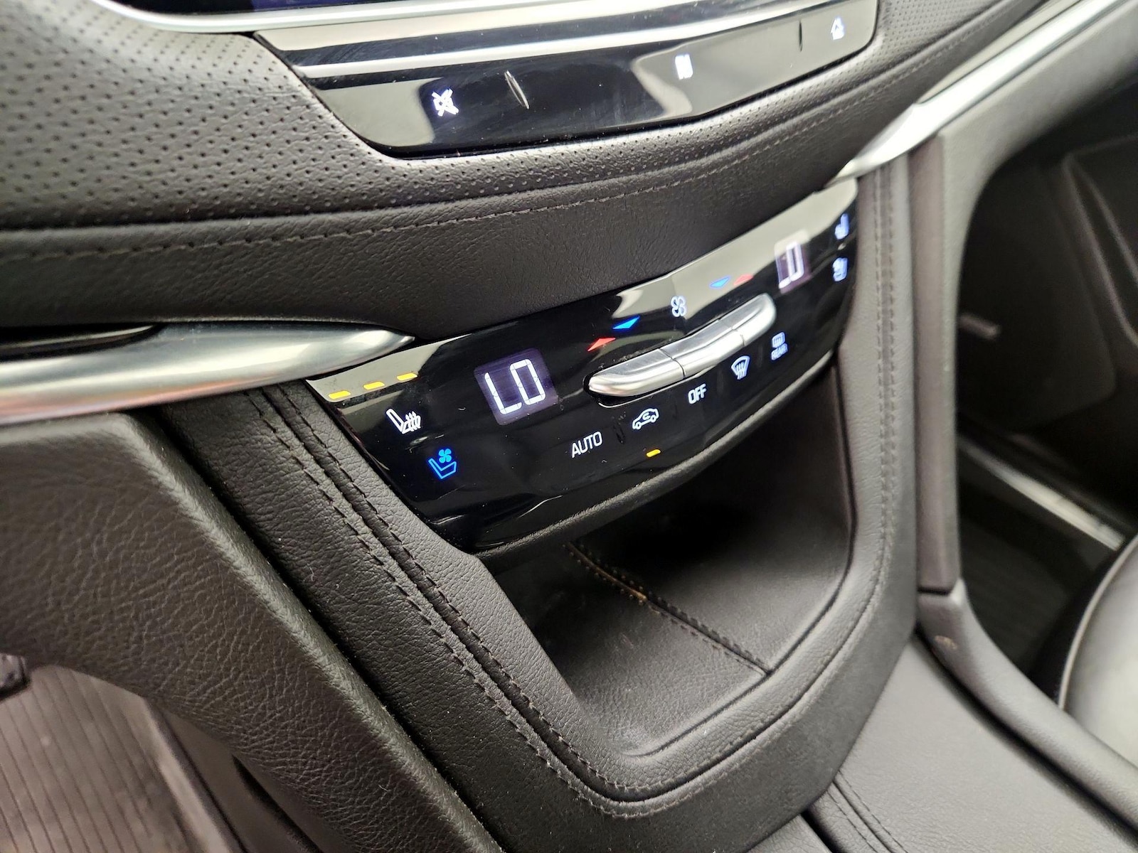 2021 Cadillac XT5 Premium Luxury - Photo 17