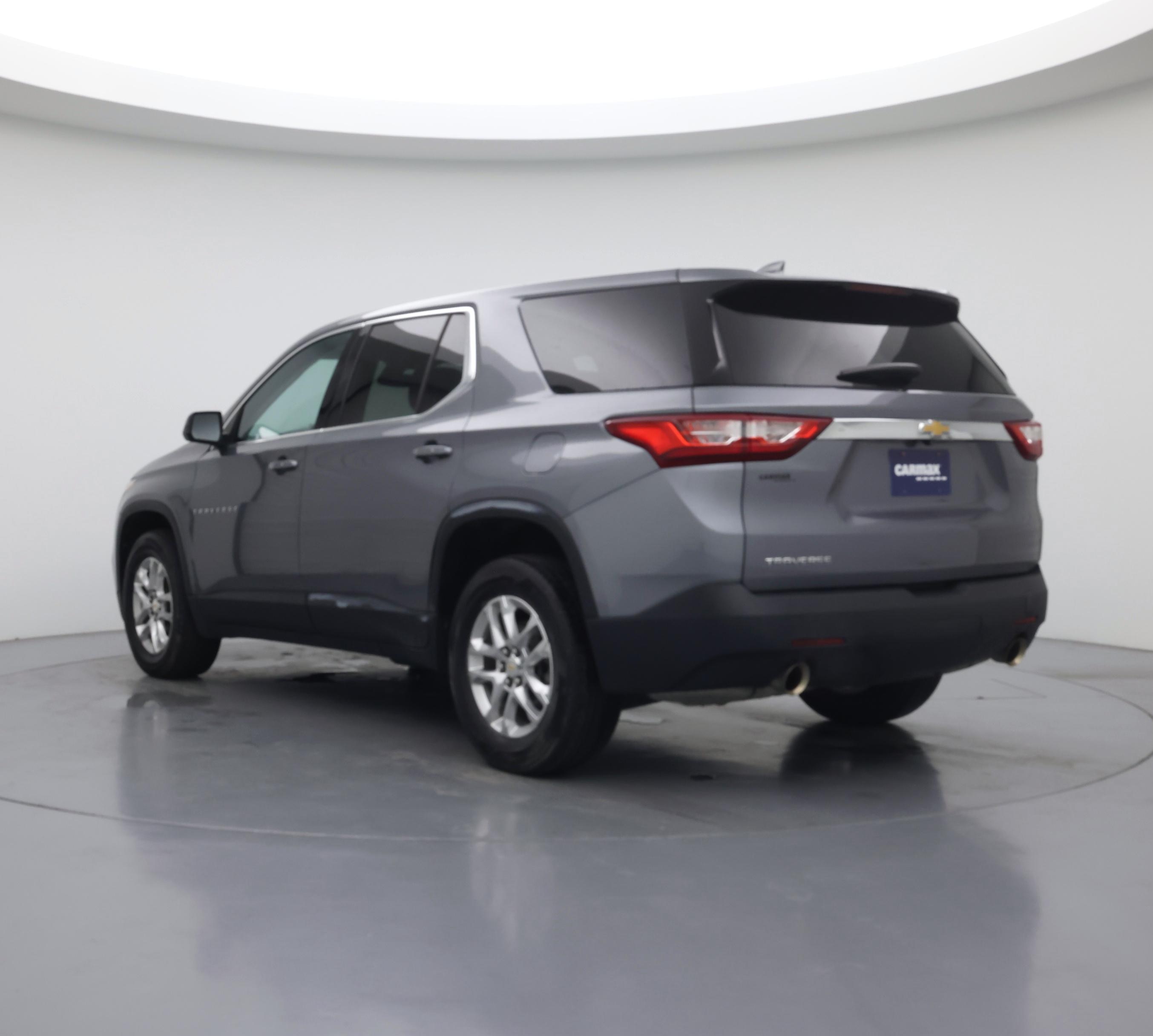 Thumbnail: 2021 Chevrolet Traverse - 2