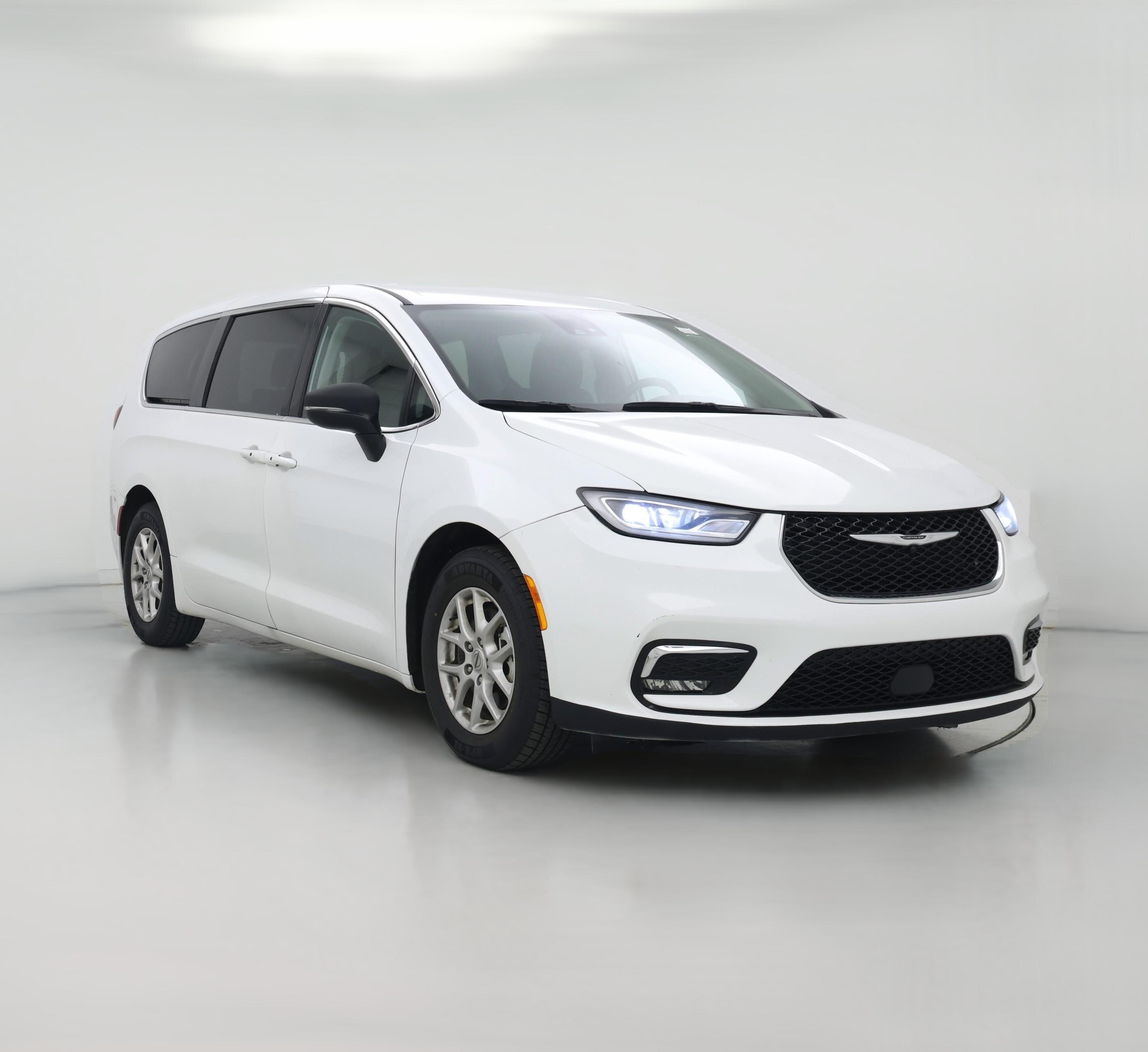 Thumbnail: 2023 Chrysler Pacifica - 1
