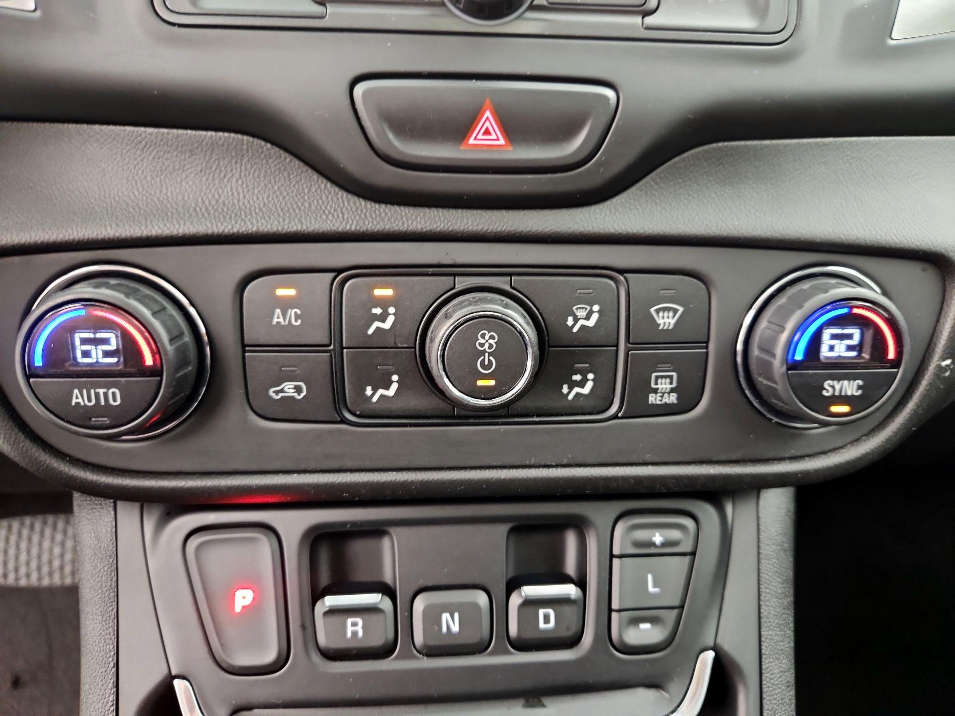 Thumbnail: 2021 GMC Terrain - 16
