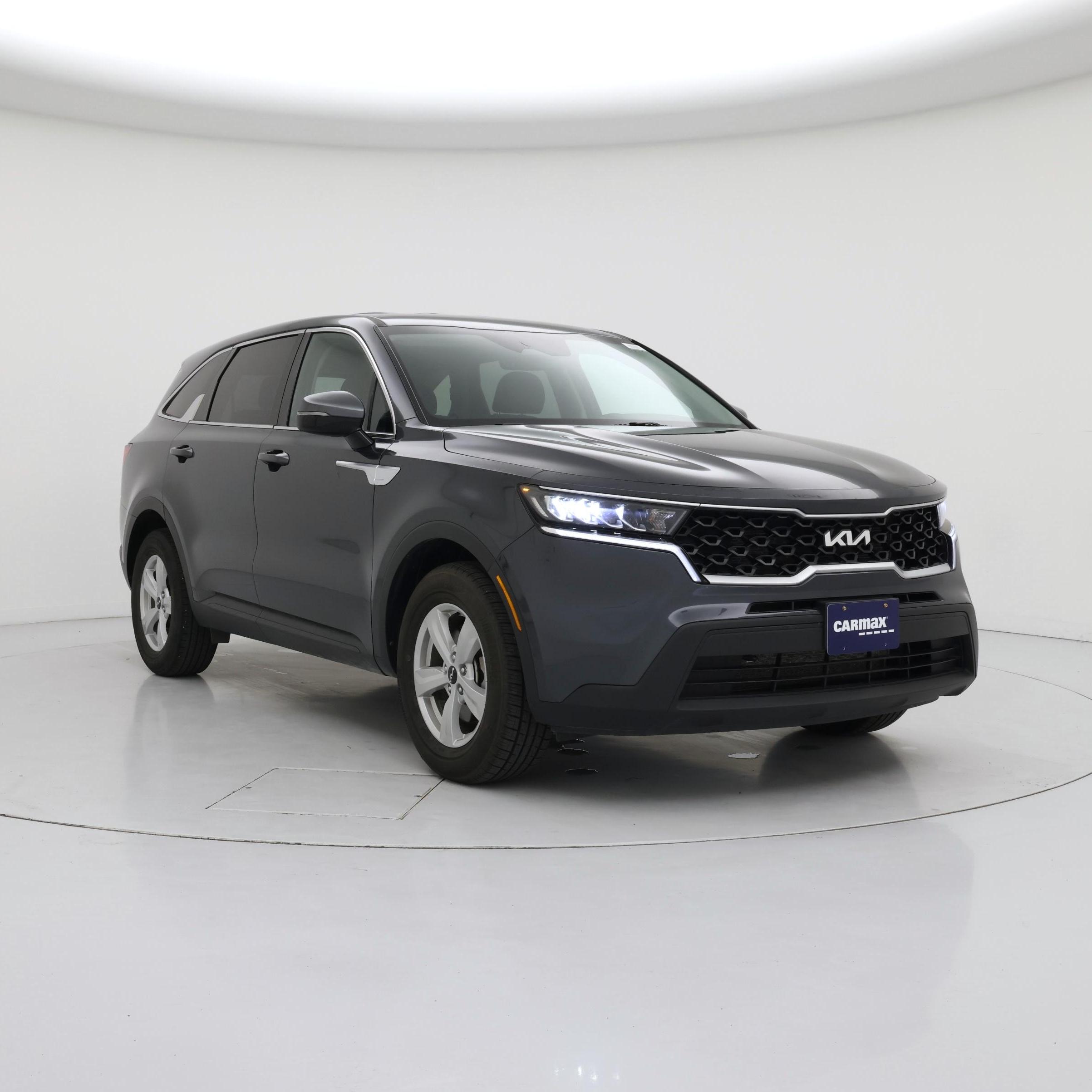 Gray 2023 Kia Sorento LX FWD SUV / Crossover Front-Wheel Drive Automatic