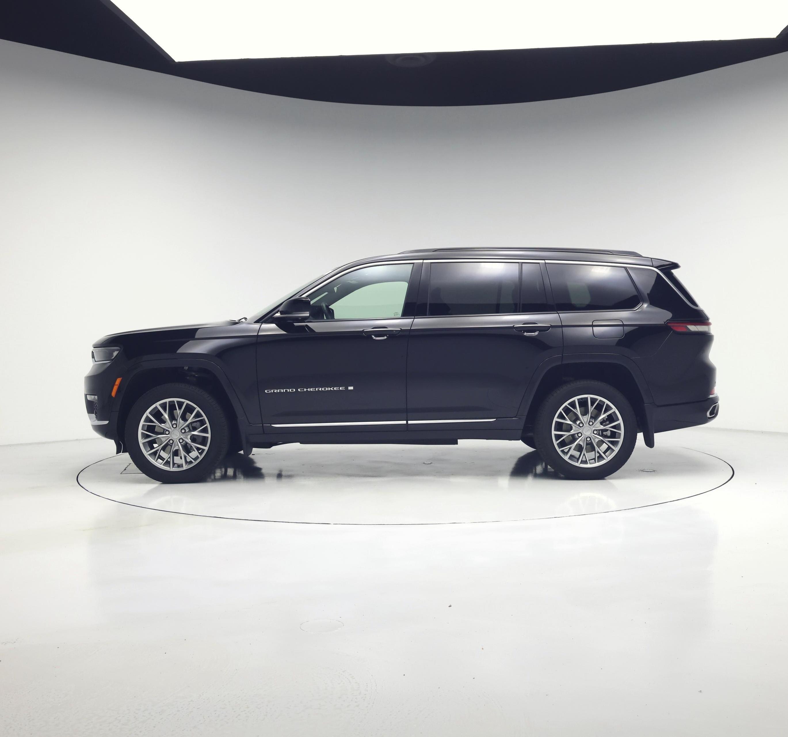 Thumbnail: 2024 Jeep Grand Cherokee L - 3
