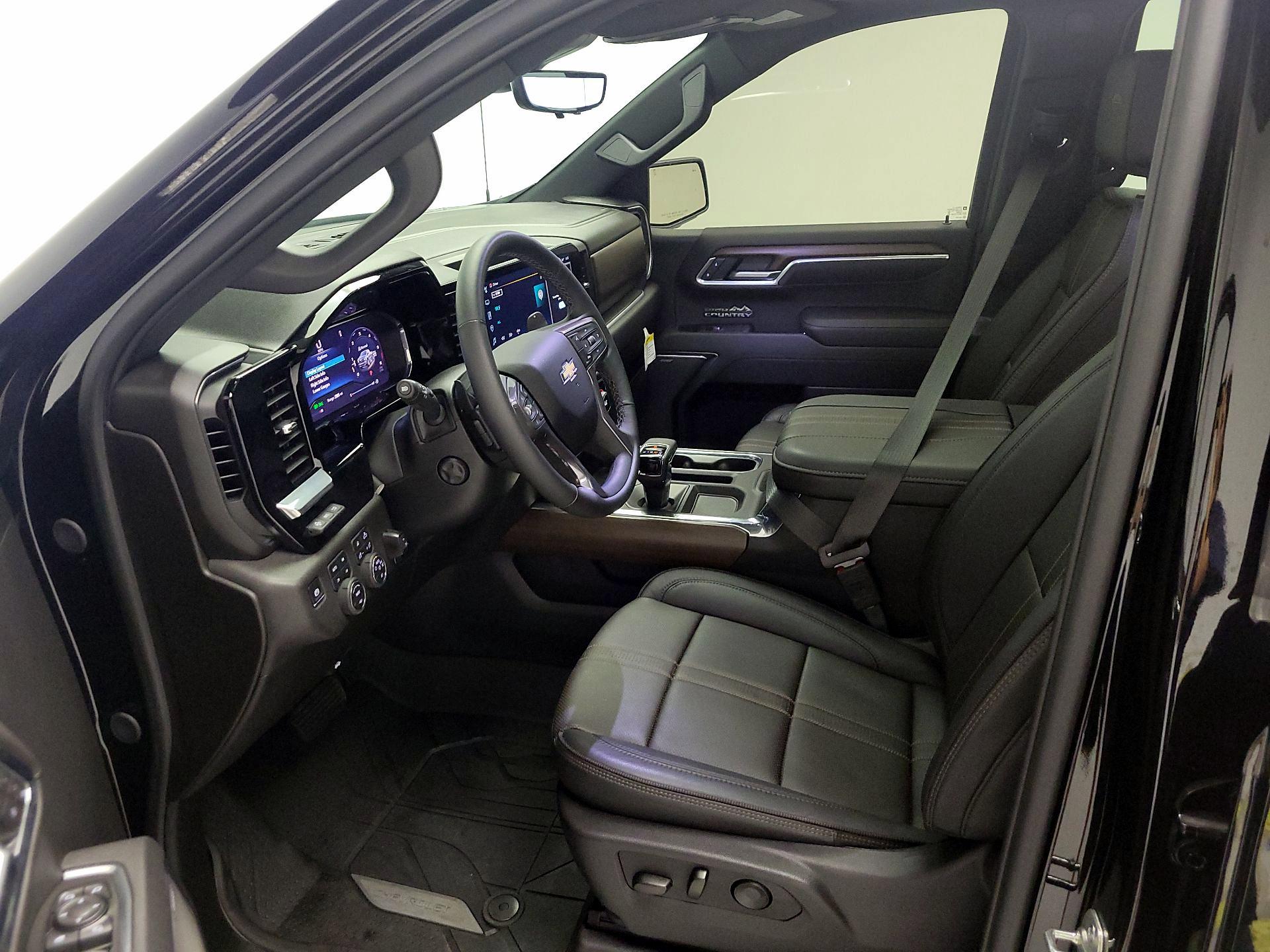 Thumbnail: 2025 Chevrolet Silverado 1500 - 11