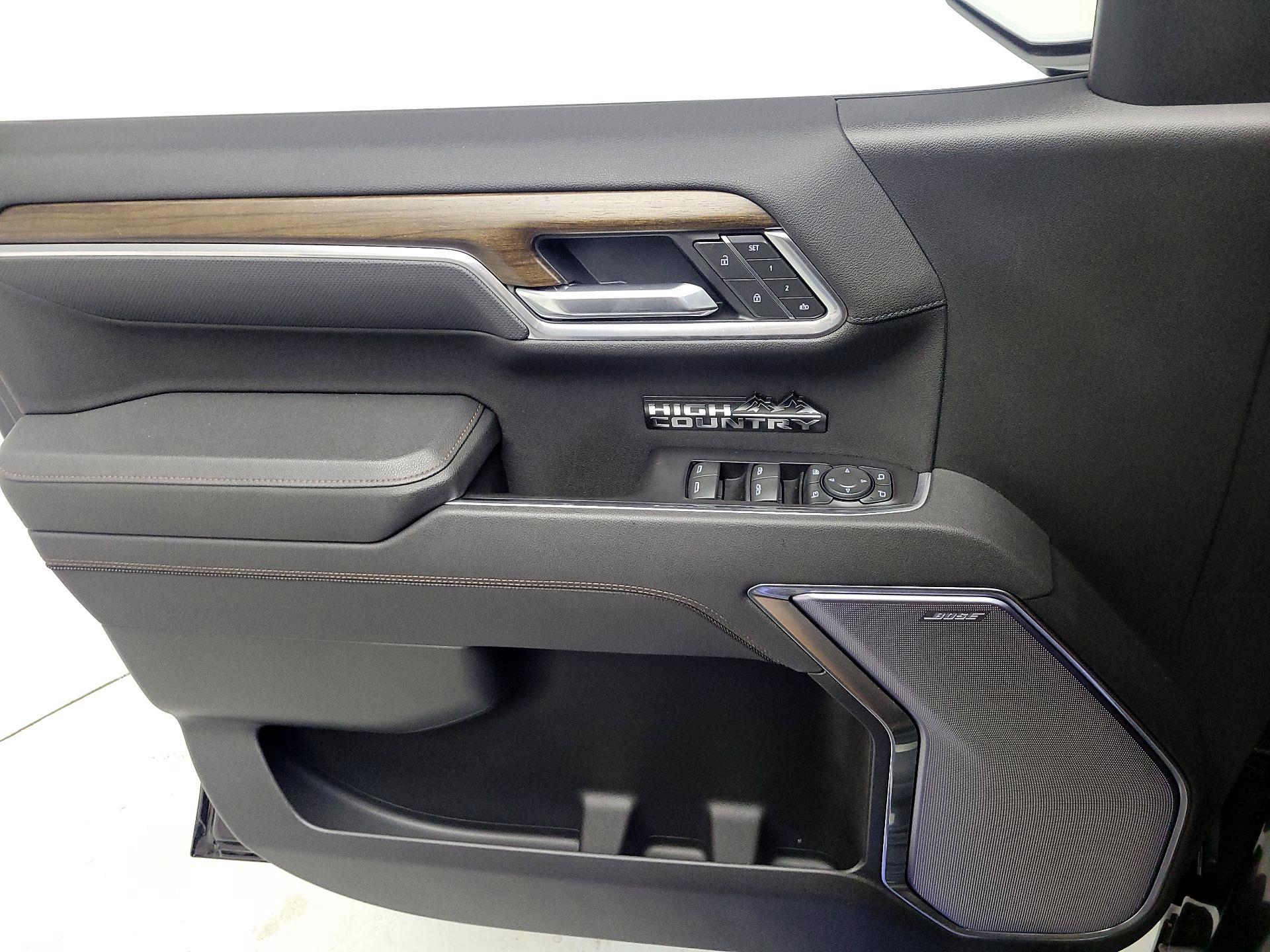 Thumbnail: 2025 Chevrolet Silverado 1500 - 12