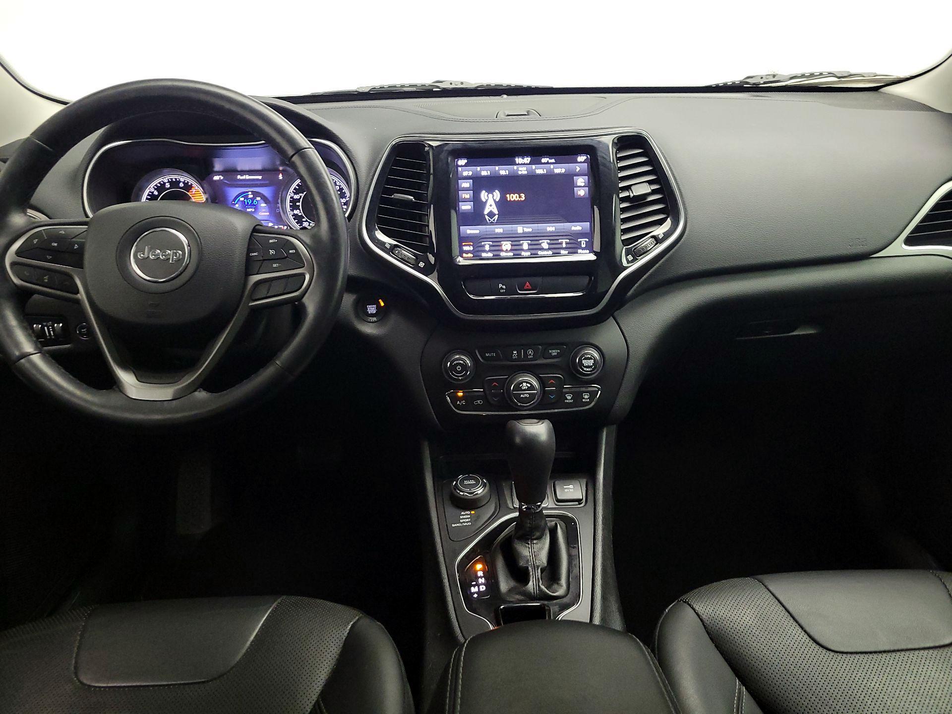 Thumbnail: 2019 Jeep Cherokee - 9