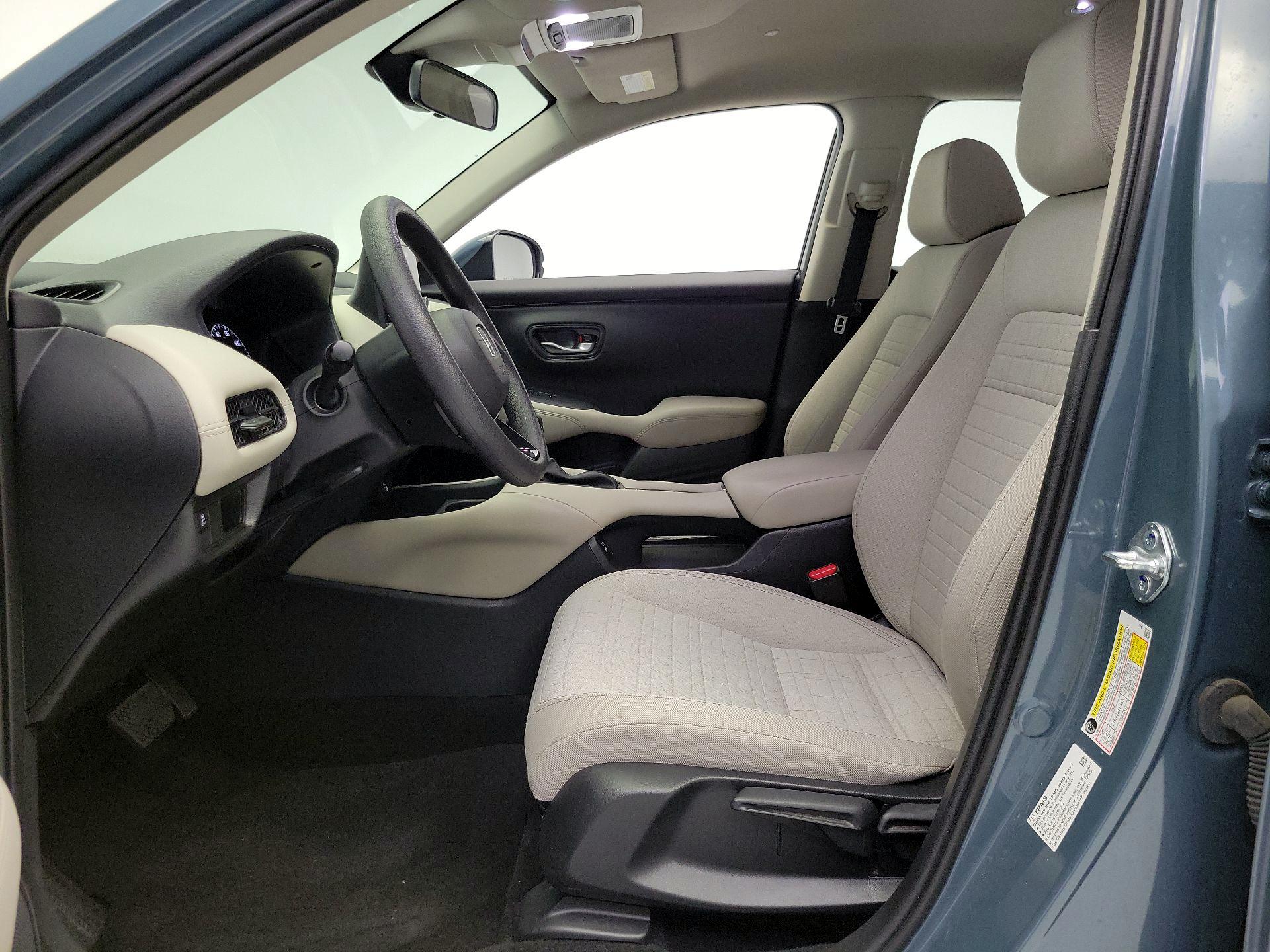 Thumbnail: 2025 Honda HR-V - 11