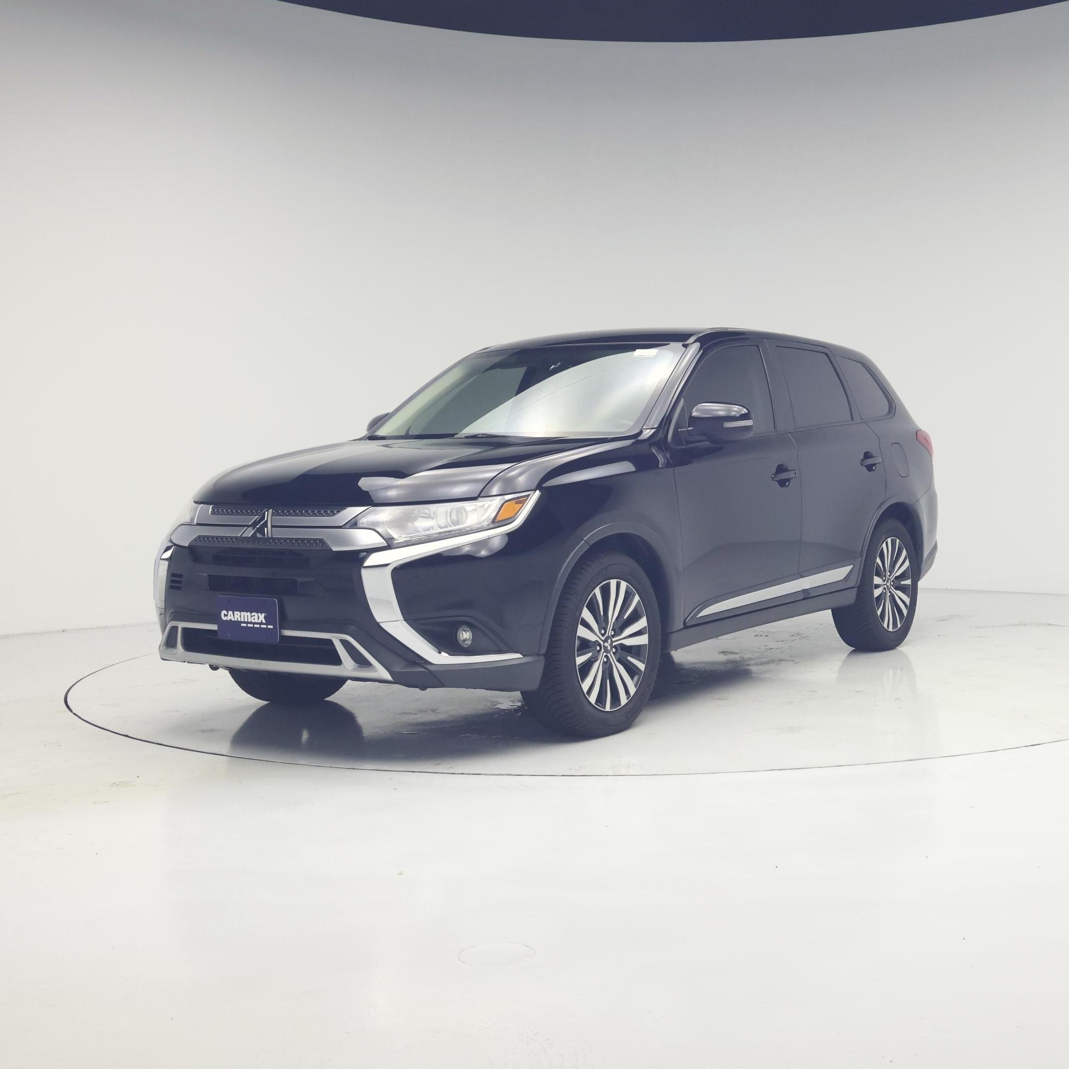 Thumbnail: 2019 Mitsubishi Outlander - 4