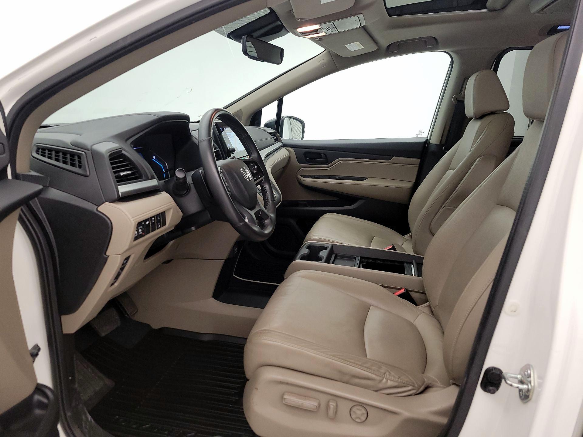 Thumbnail: 2018 Honda Odyssey - 11